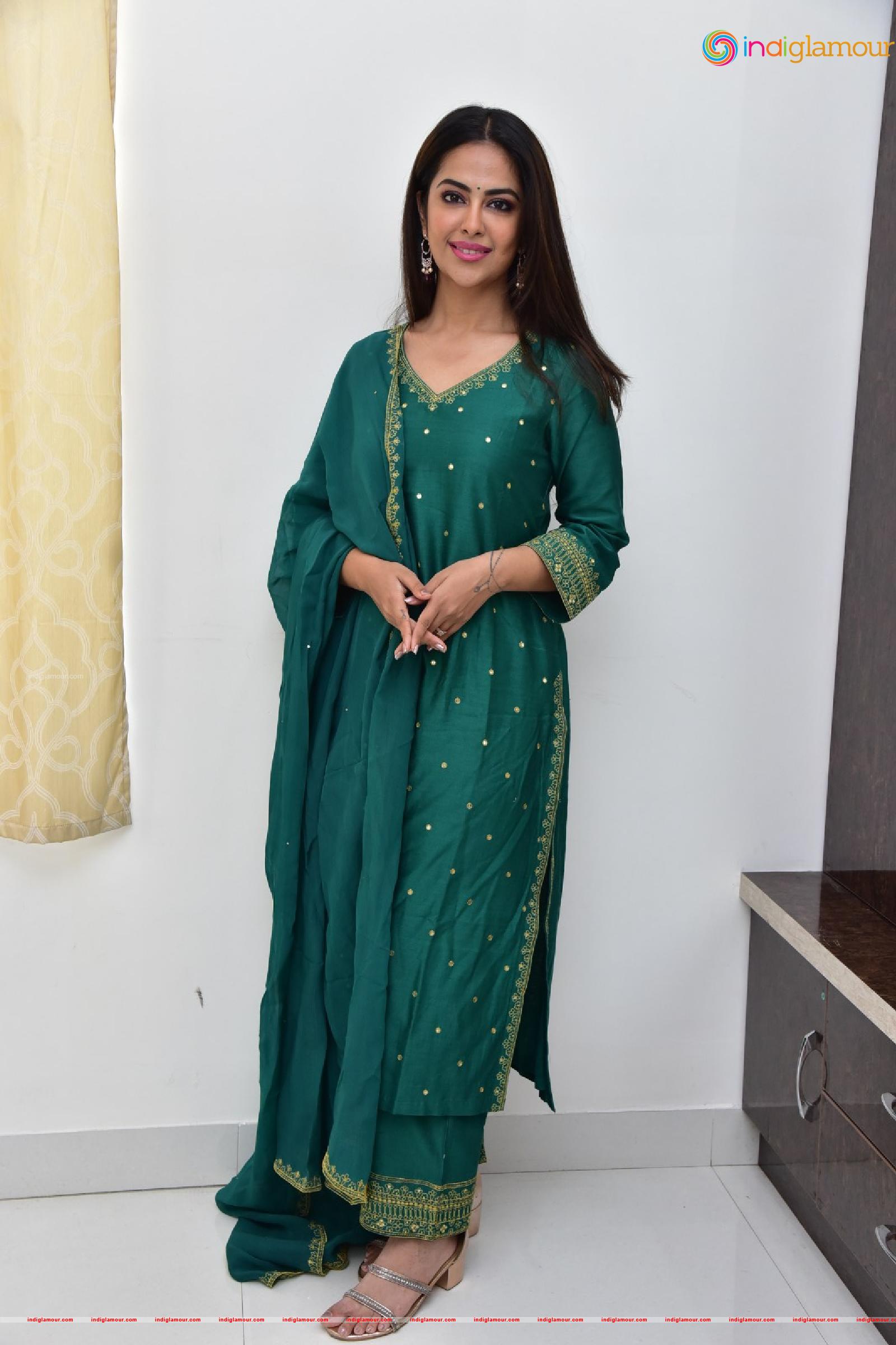 Avika Gor Actress hd photo