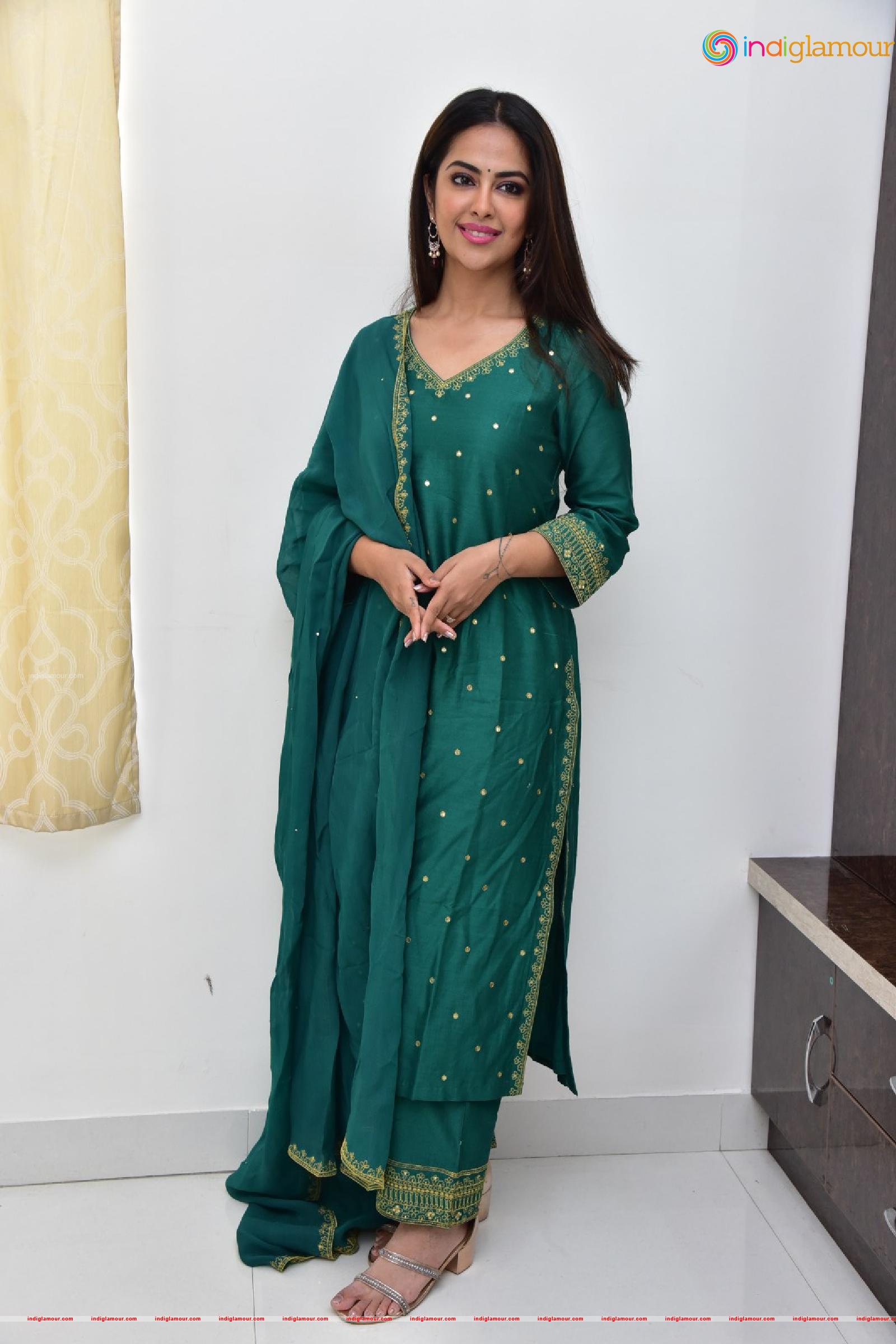 Avika Gor Actress hd photo