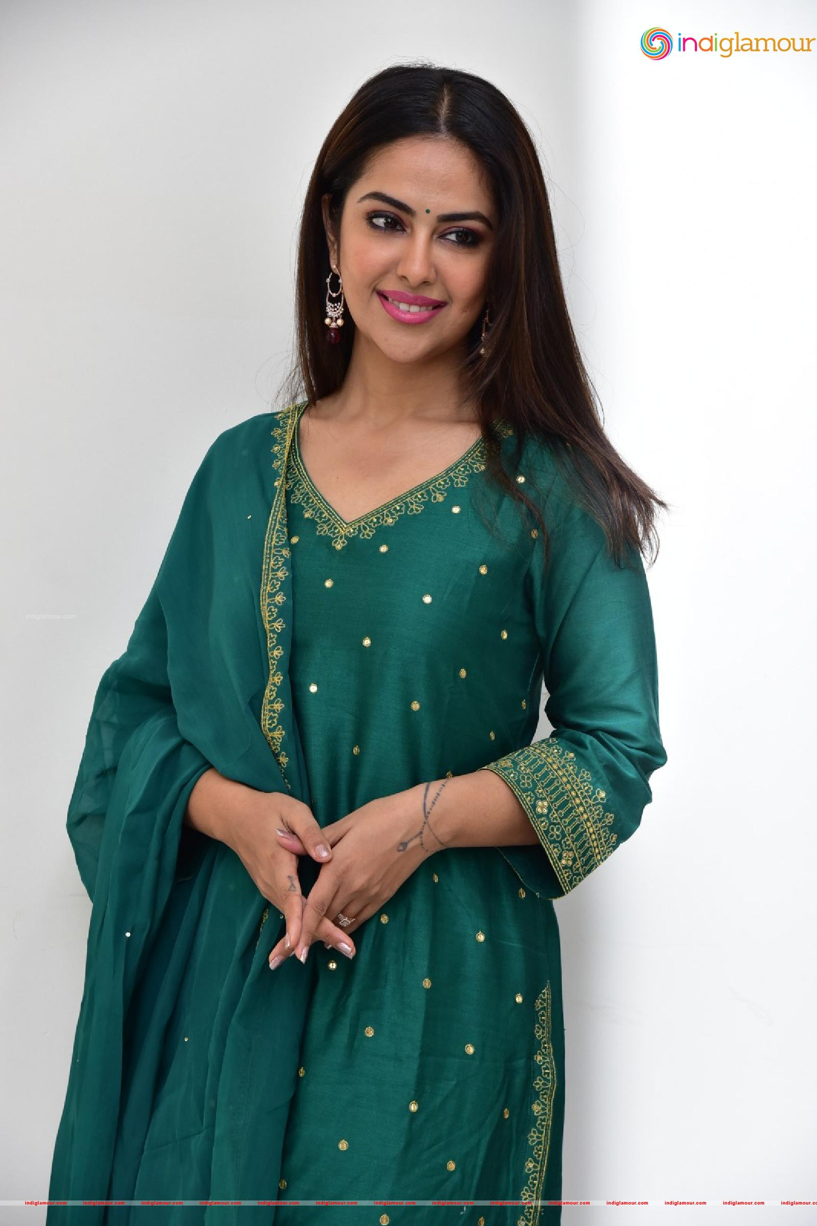 Avika Gor Actress hd photo