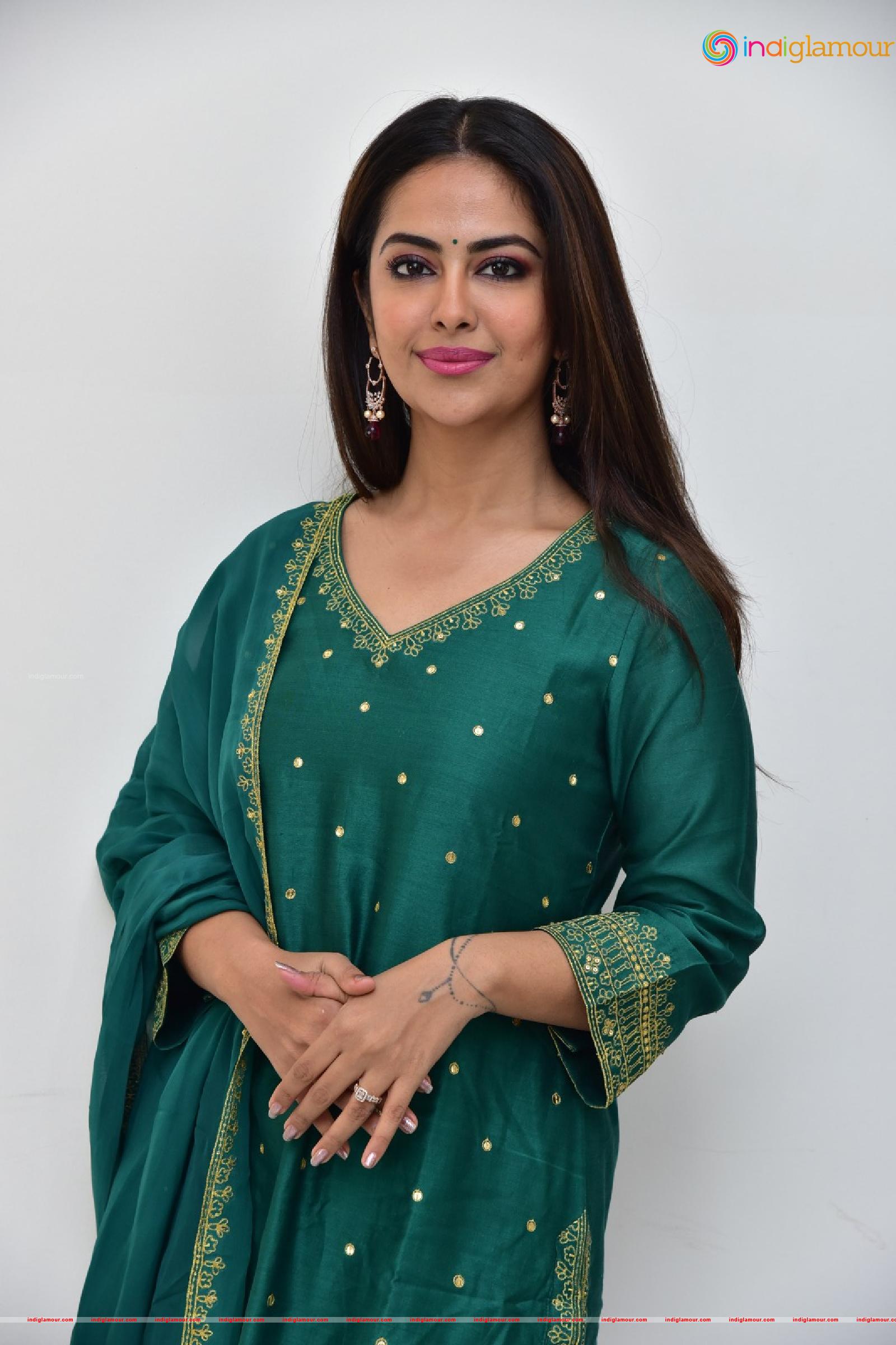 Avika Gor Actress hd photo
