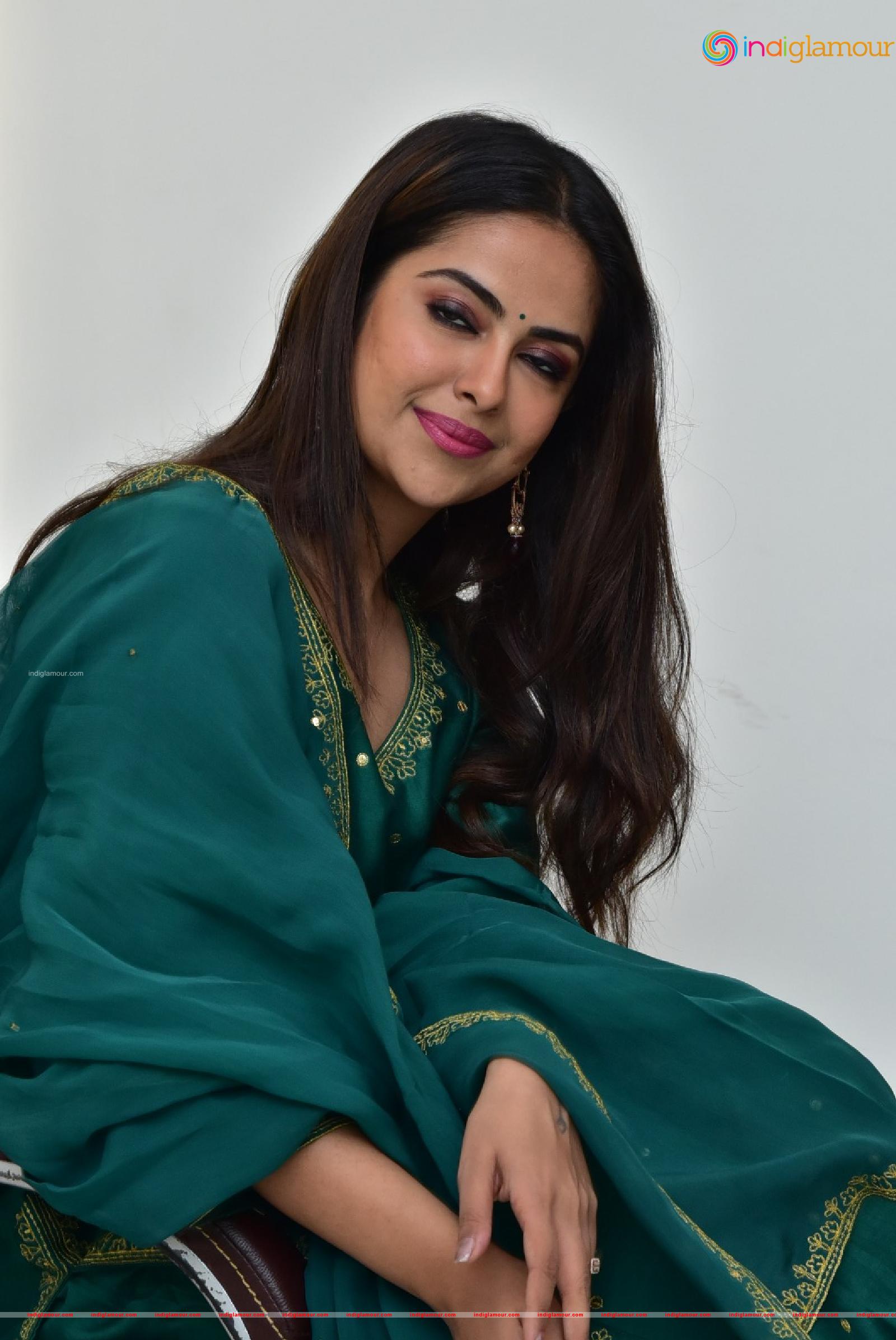 Avika Gor Actress hd photo