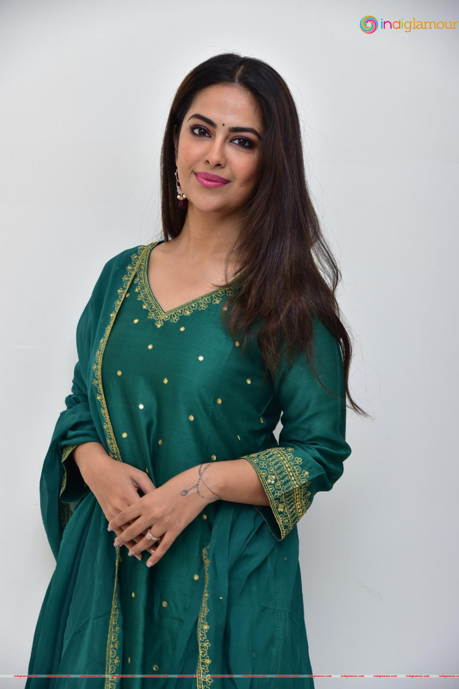 Avika Gor Actress hd photo