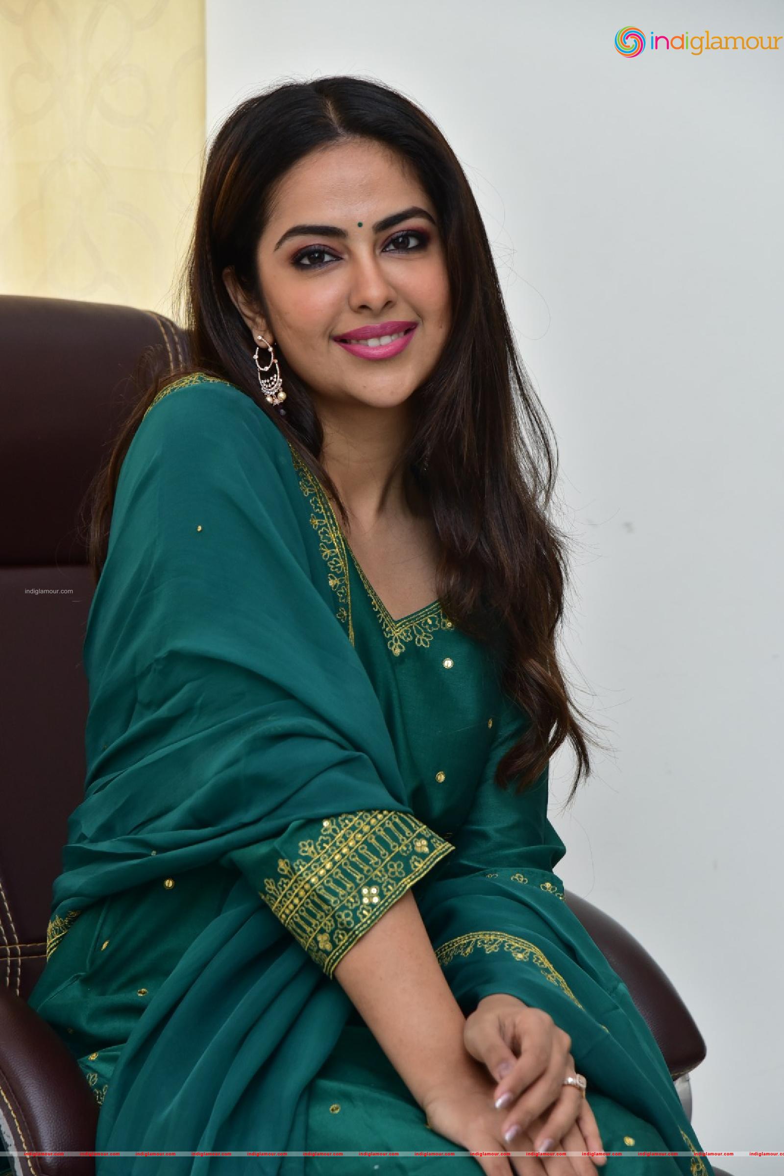 Avika Gor Actress hd photo