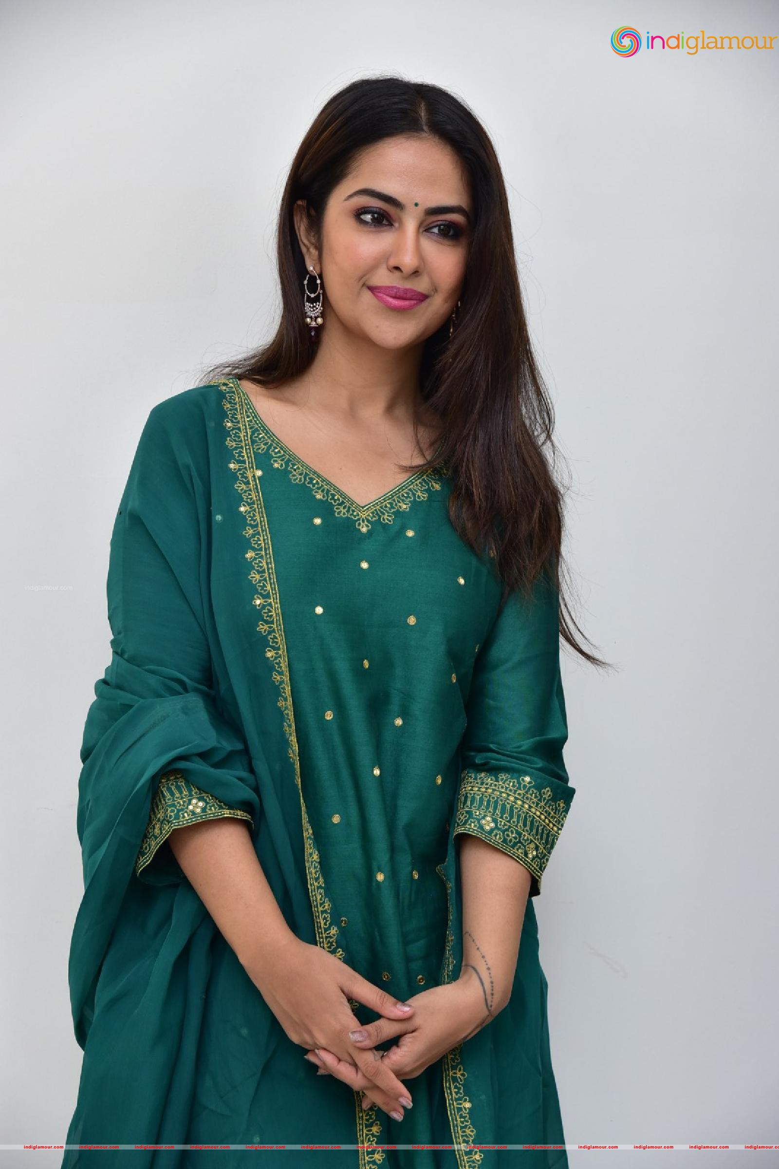 Avika Gor Actress hd photo