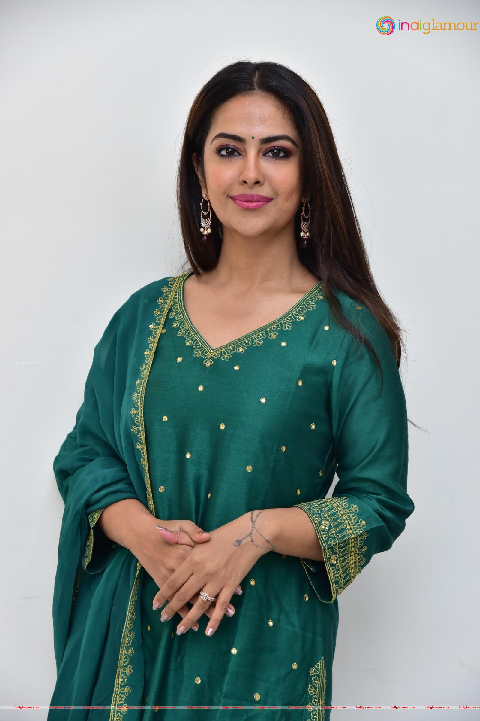 Avika Gor Actress hd photo