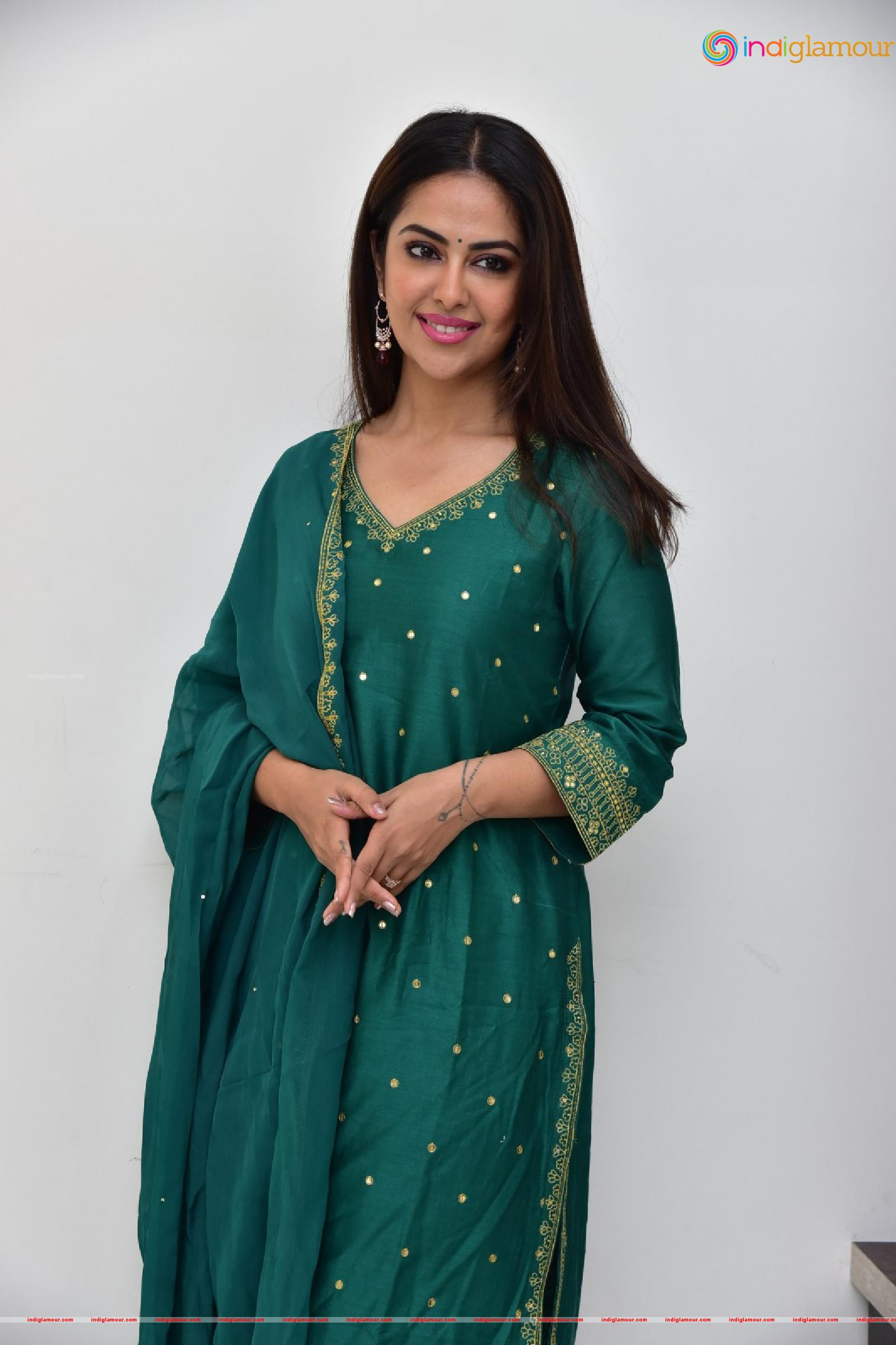 Avika Gor Actress hd photo