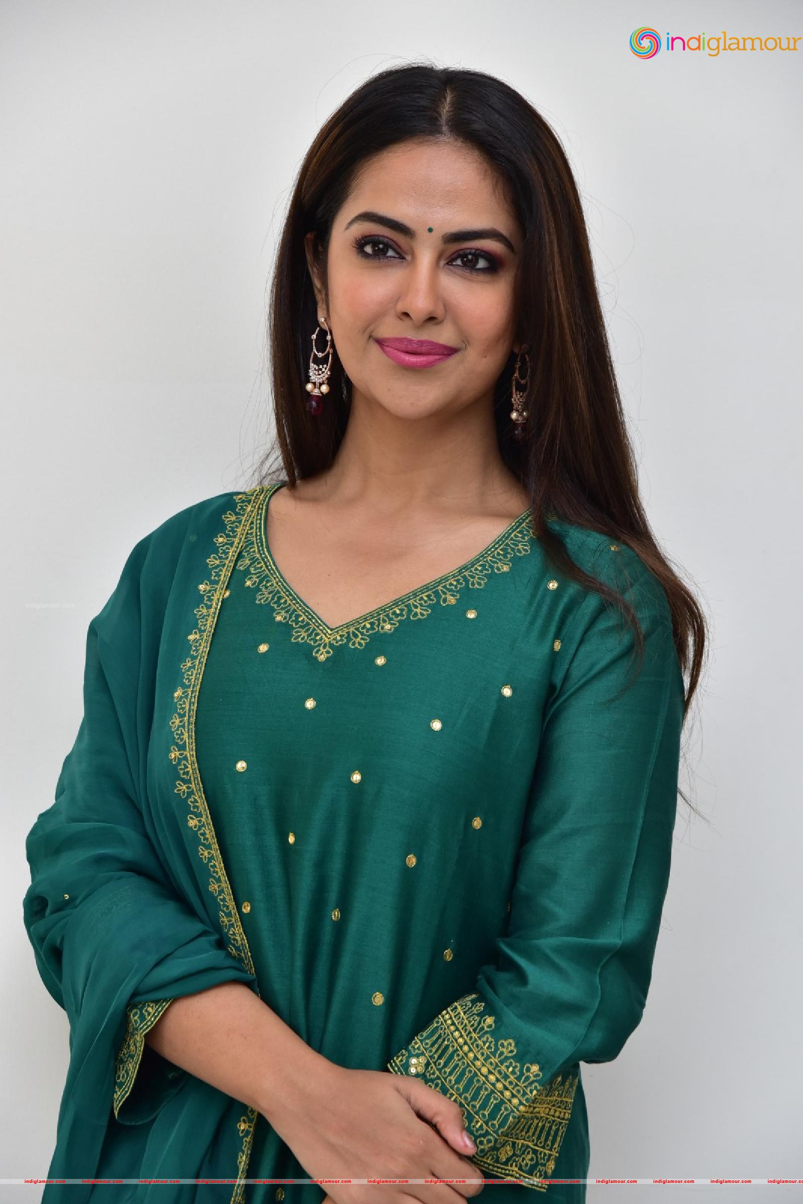 Avika Gor Actress hd photo