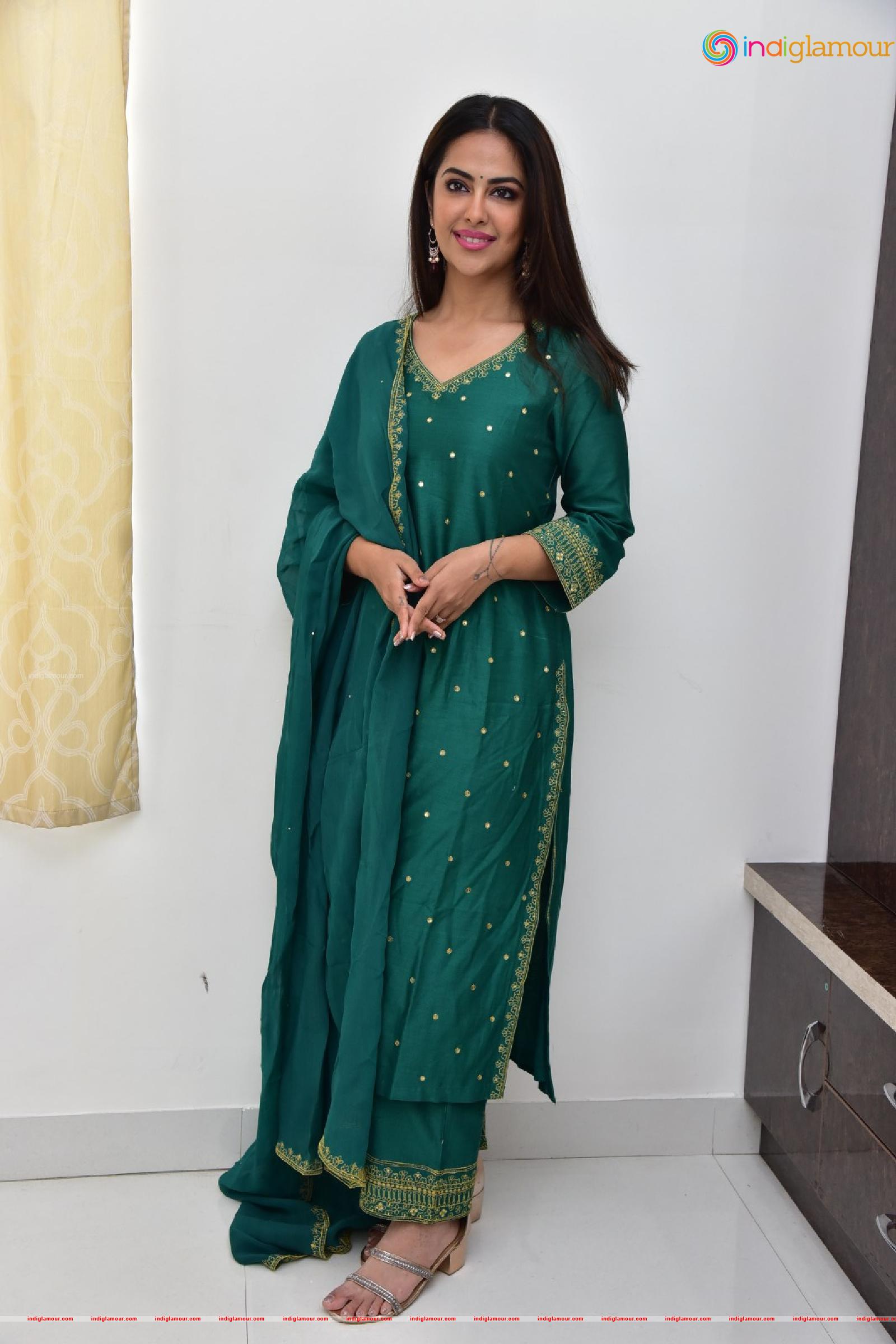 Avika Gor Actress hd photo
