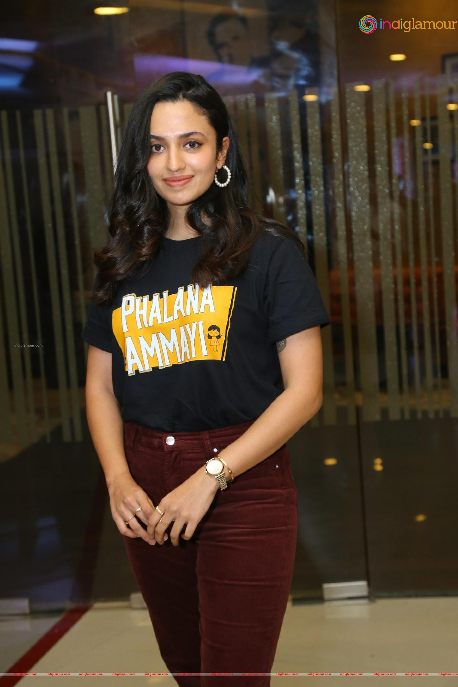 Malavika Nair Actress hd photo