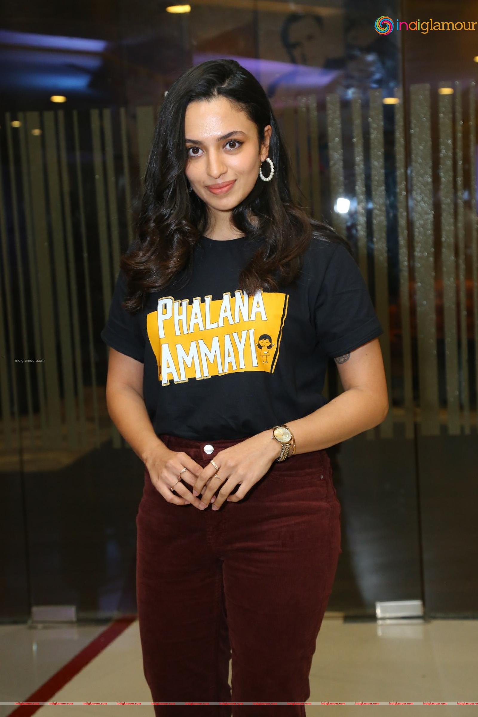 Malavika Nair Actress hd photo
