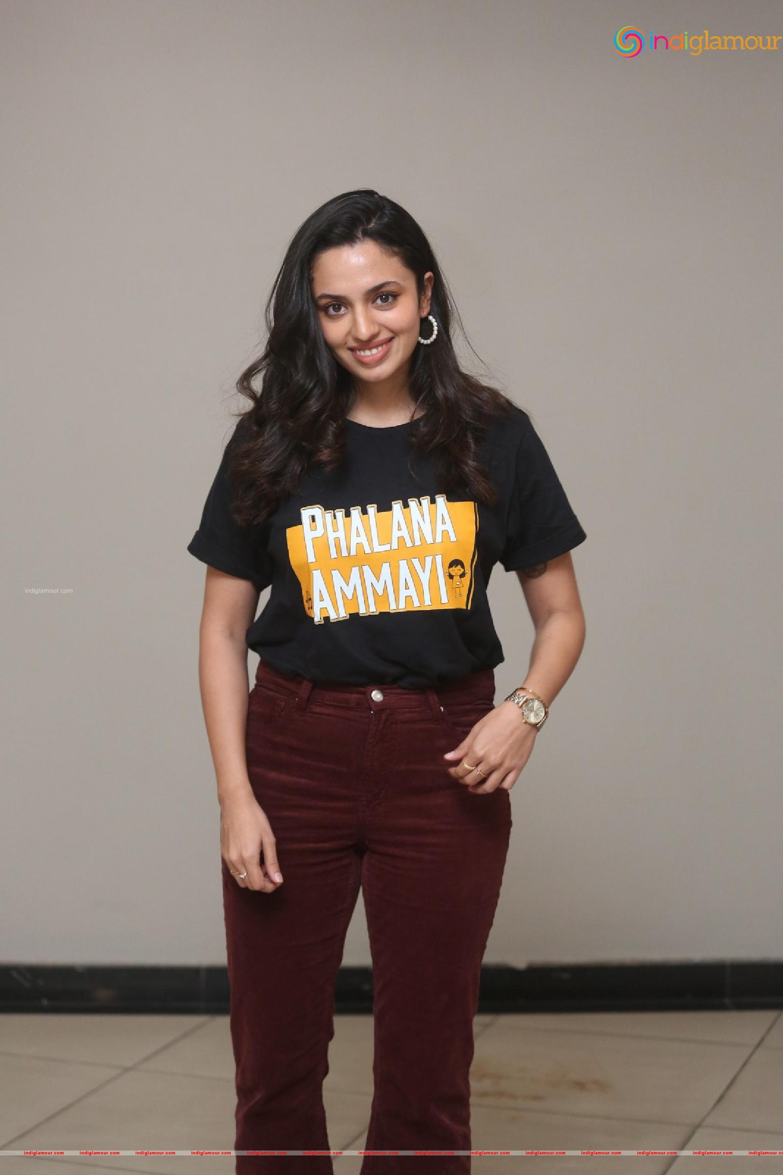 Malavika Nair Actress hd photo