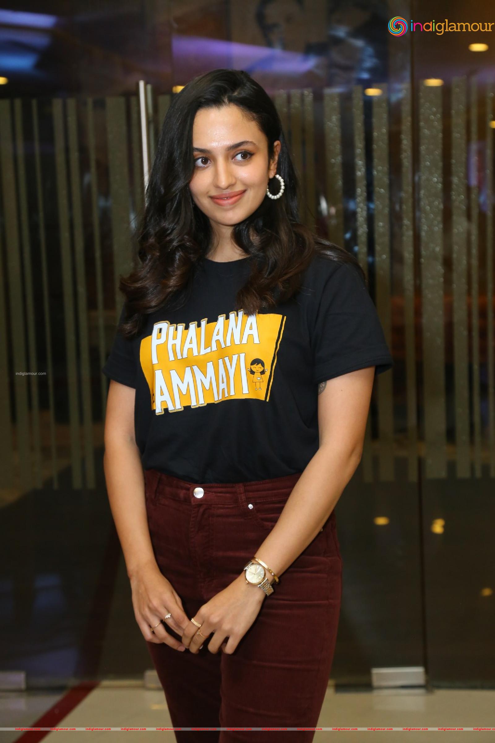 Malavika Nair Actress hd photo
