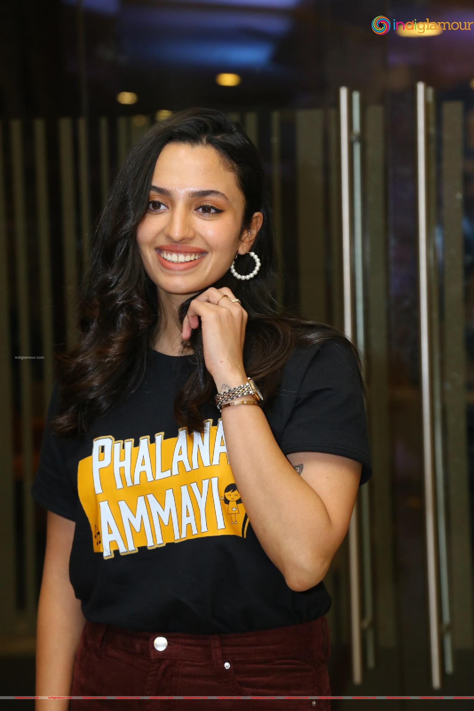 Malavika Nair Actress hd photo