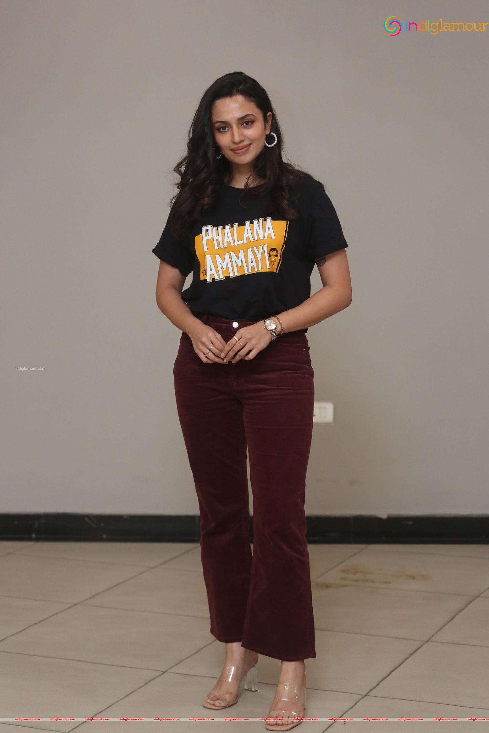 Malavika Nair Actress hd photo