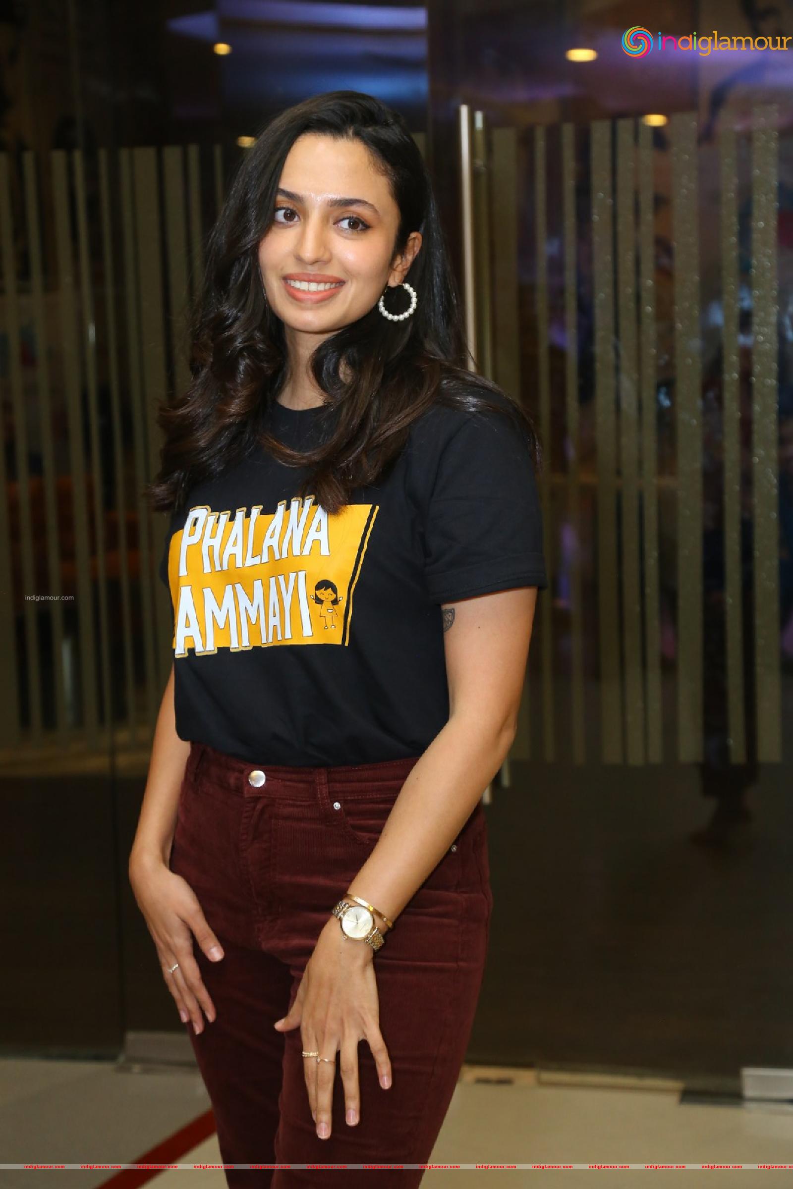 Malavika Nair Actress hd photo
