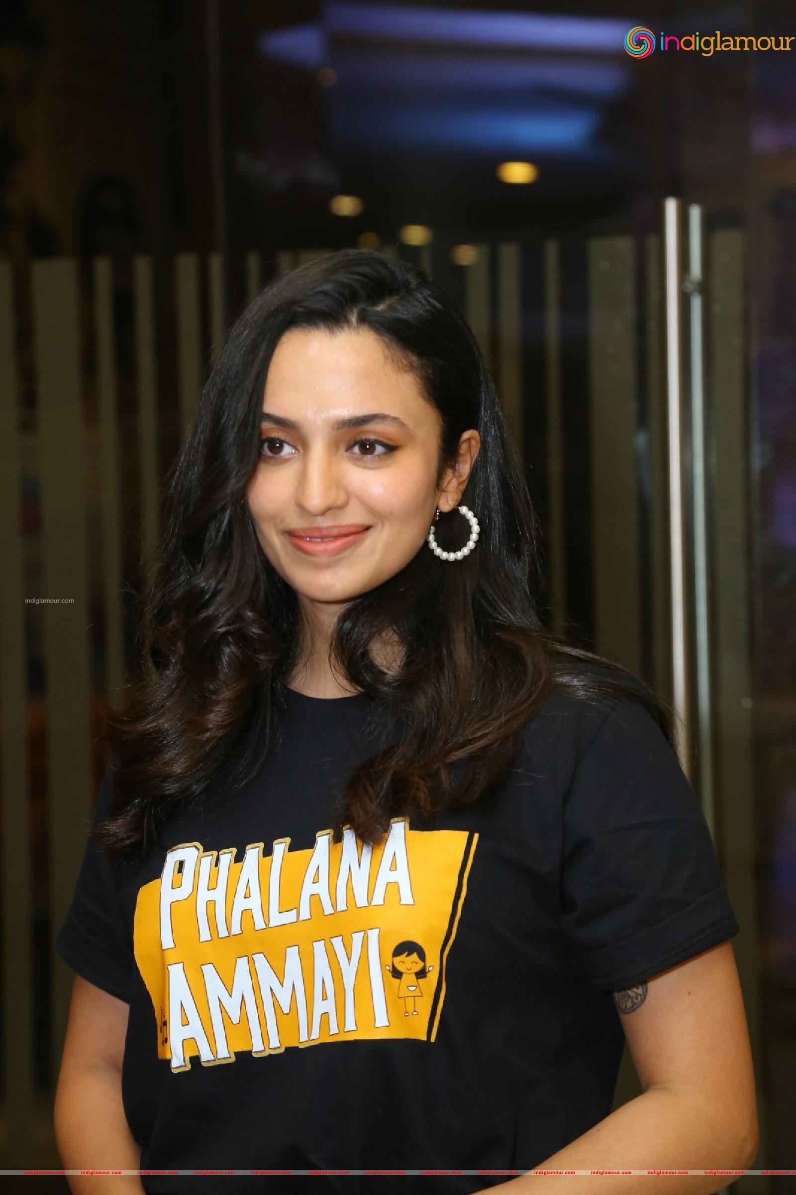 Malavika Nair Actress hd photo