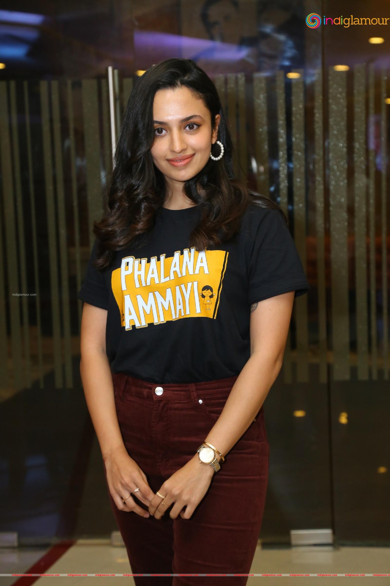 Malavika Nair Actress hd photo