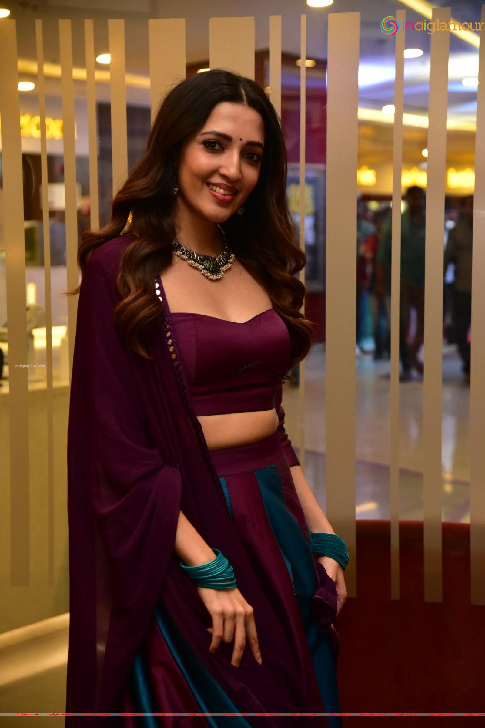 Neha Shetty Actress hd photo