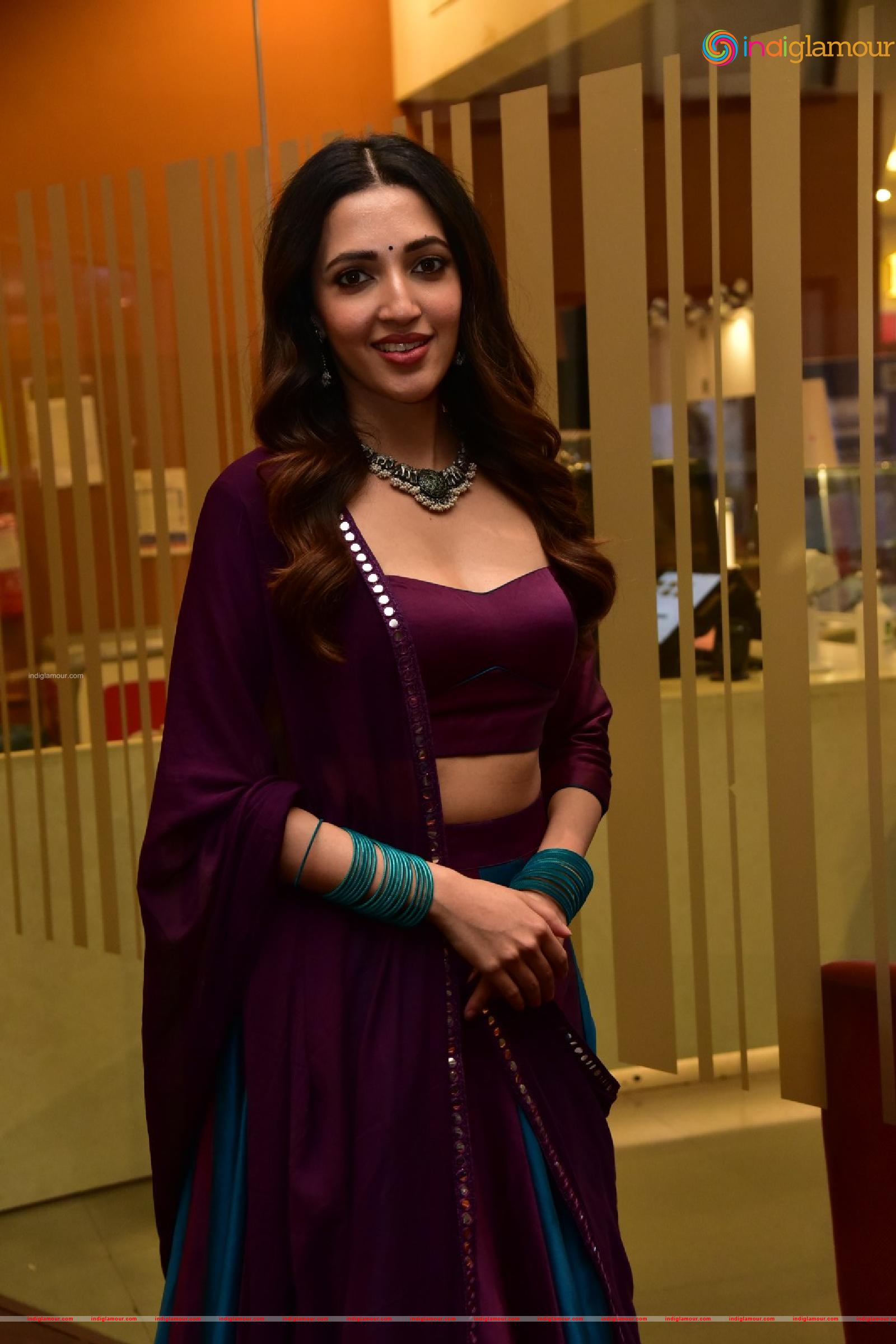 Neha Shetty Actress hd photo