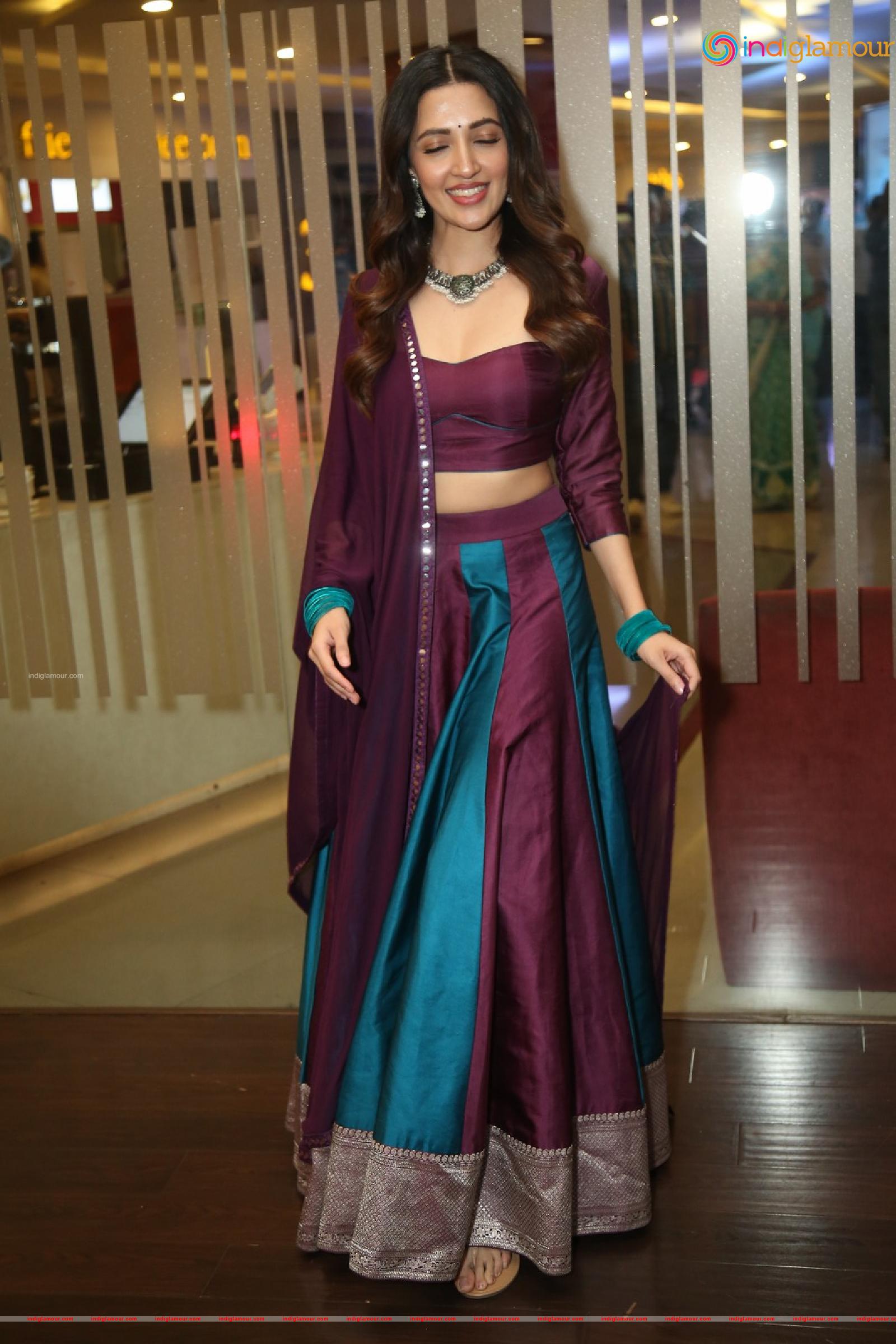 Neha Shetty Actress hd photo