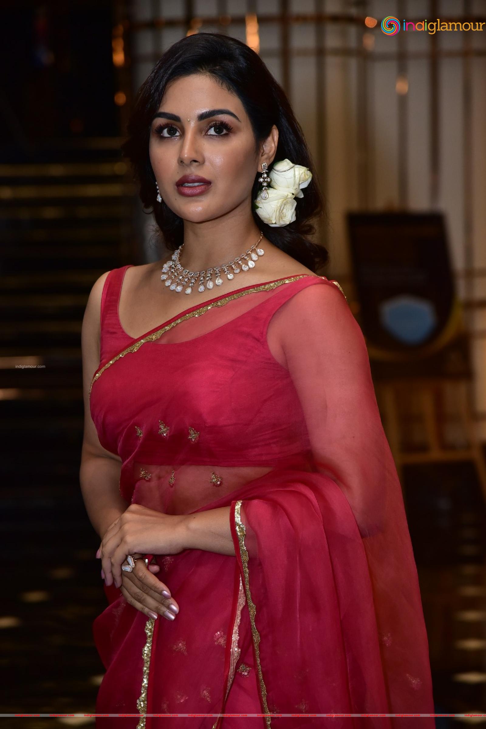 Samyuktha Menon Actress hd photo