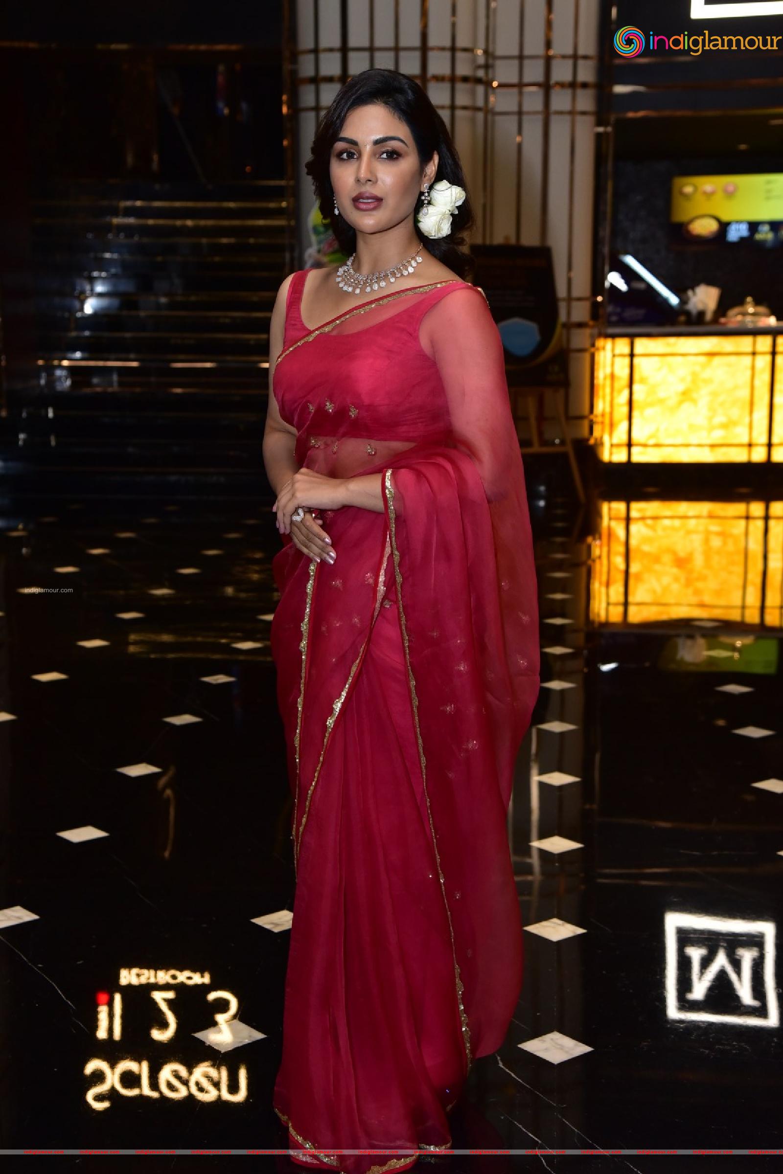 Samyuktha Menon Actress hd photo