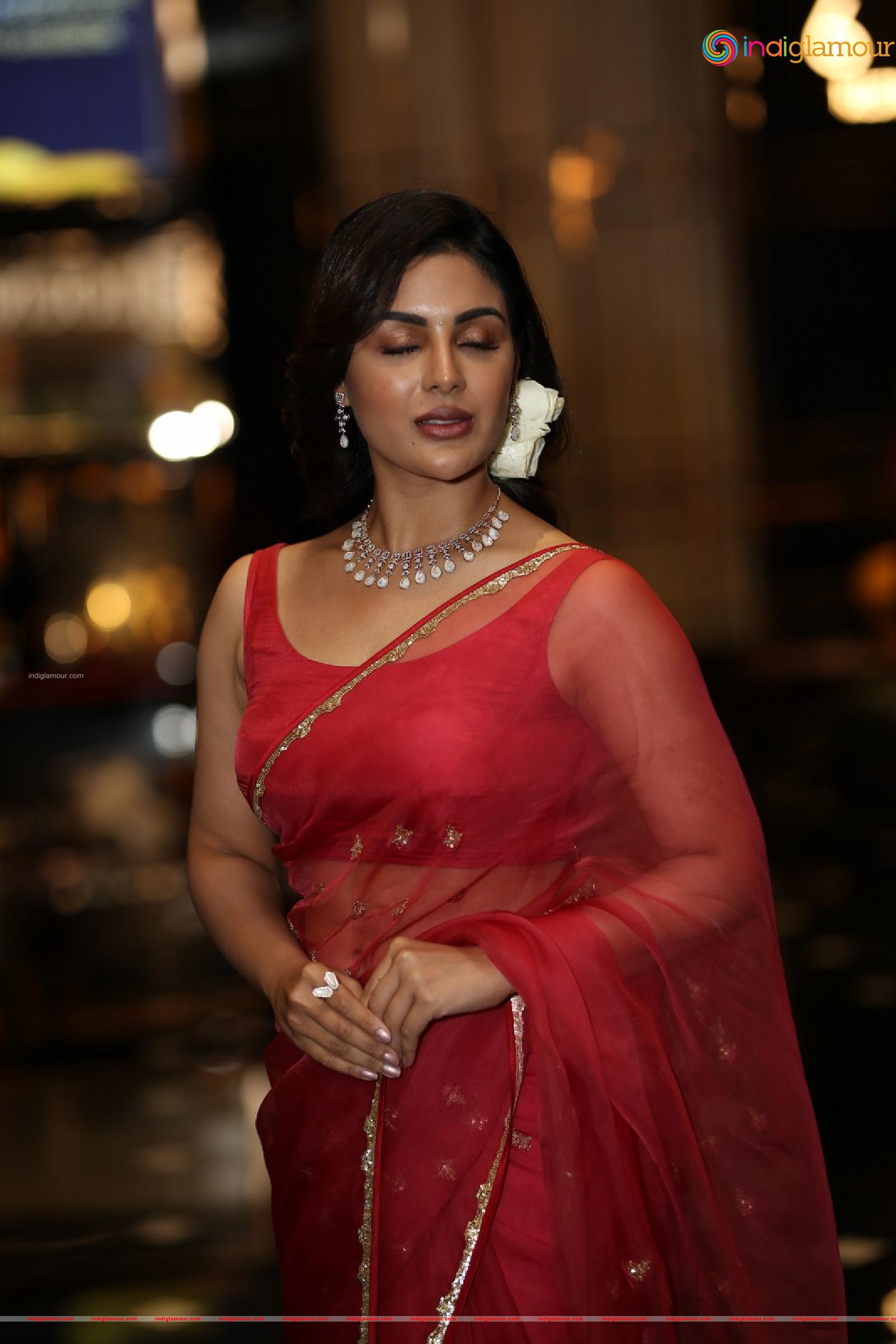 Samyuktha Menon Actress hd photo