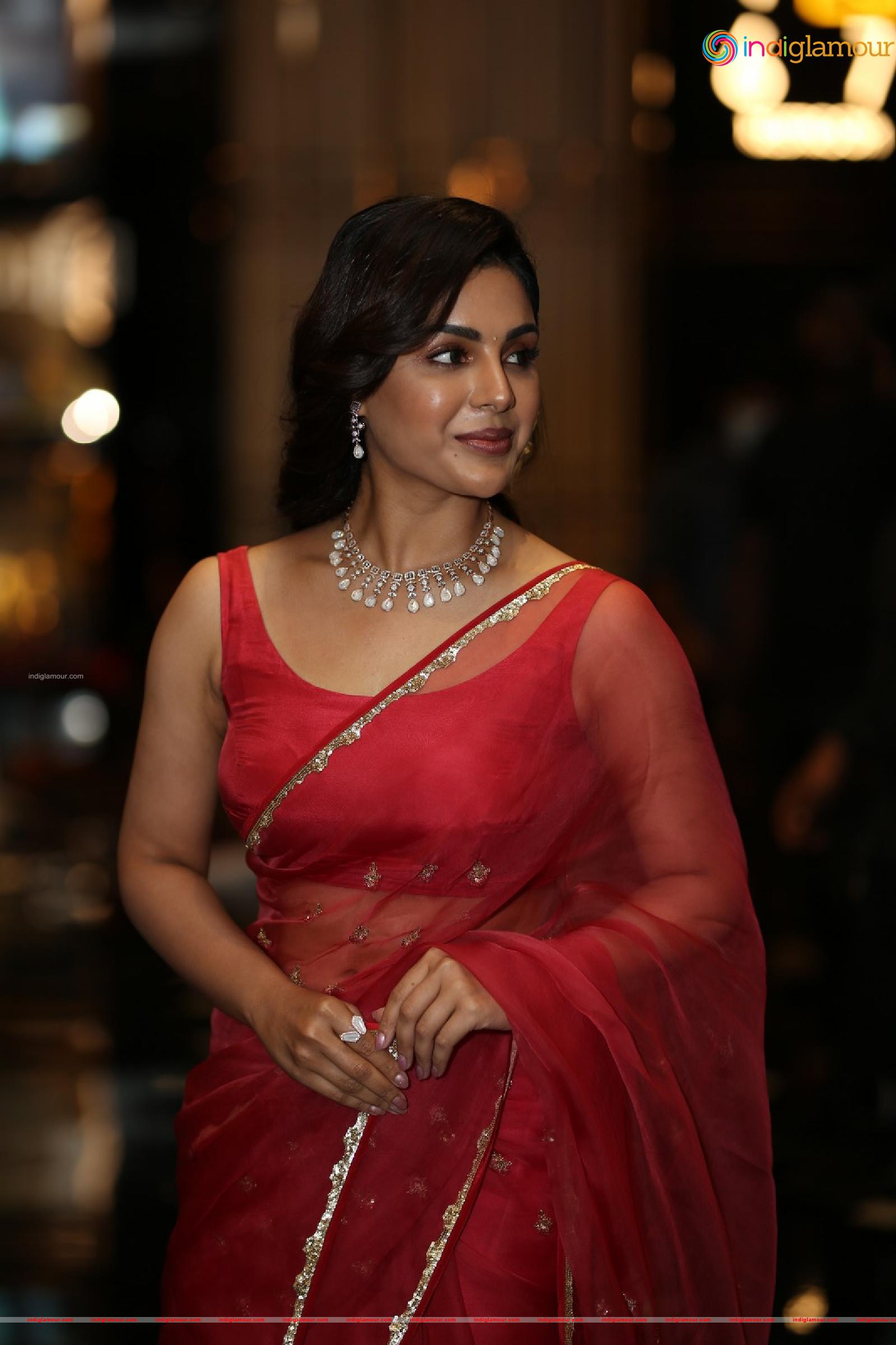 Samyuktha Menon Actress hd photo