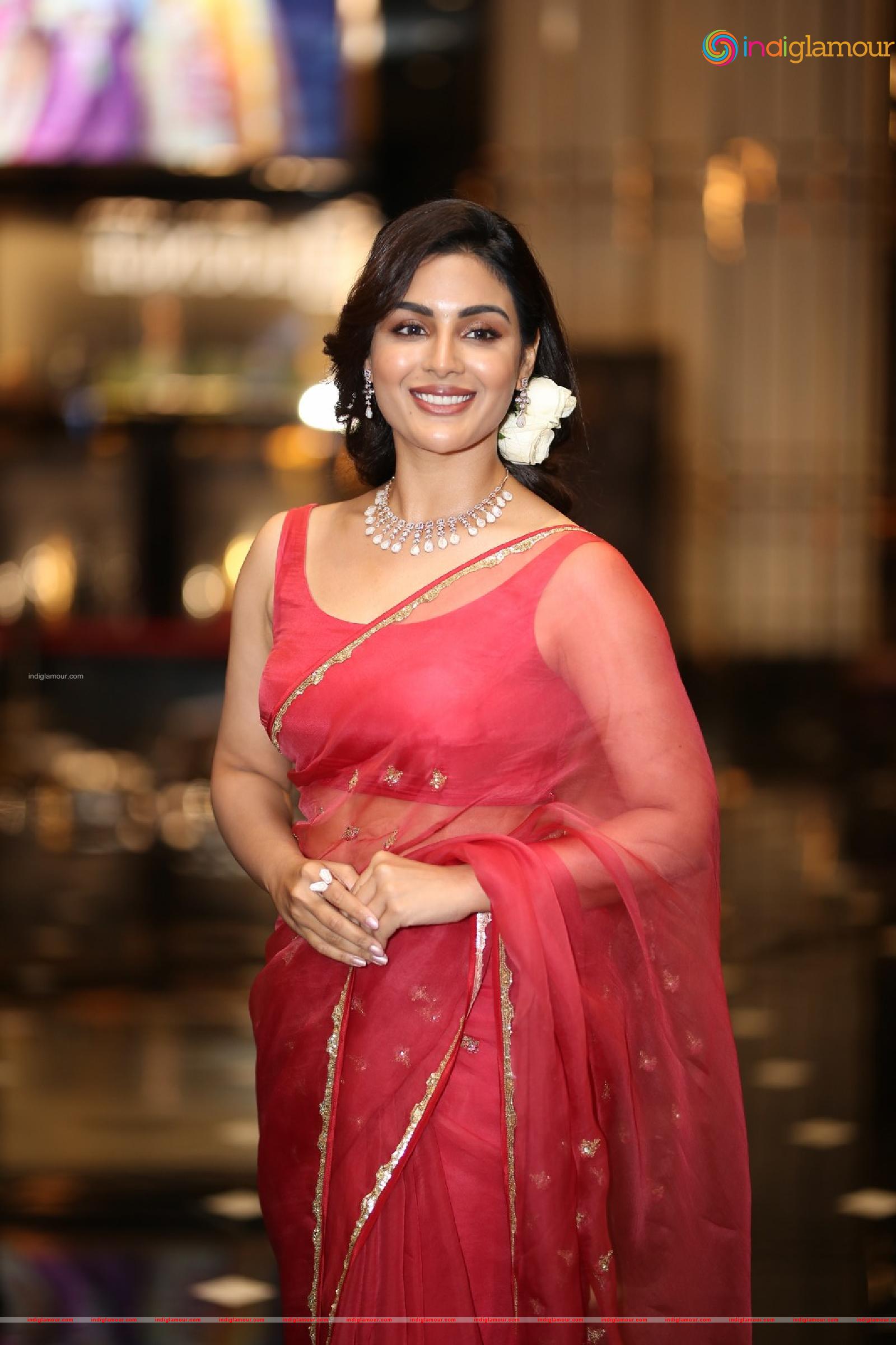Samyuktha Menon Actress hd photo