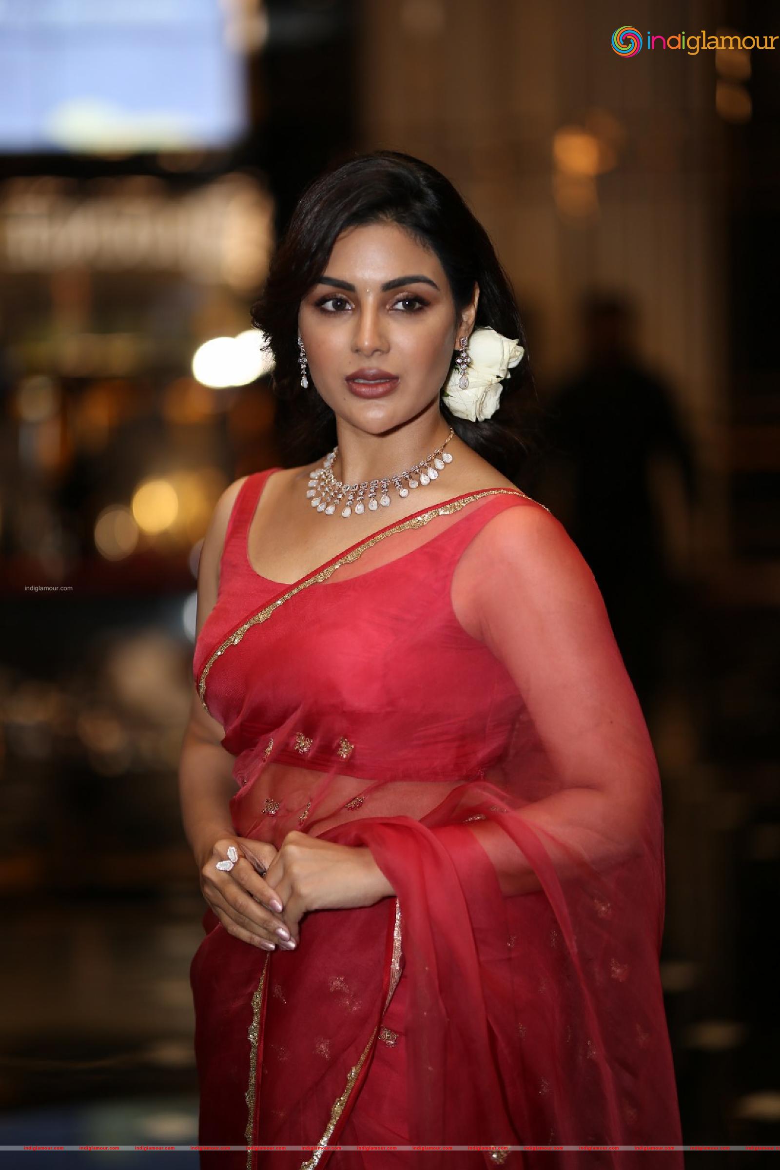 Samyuktha Menon Actress hd photo