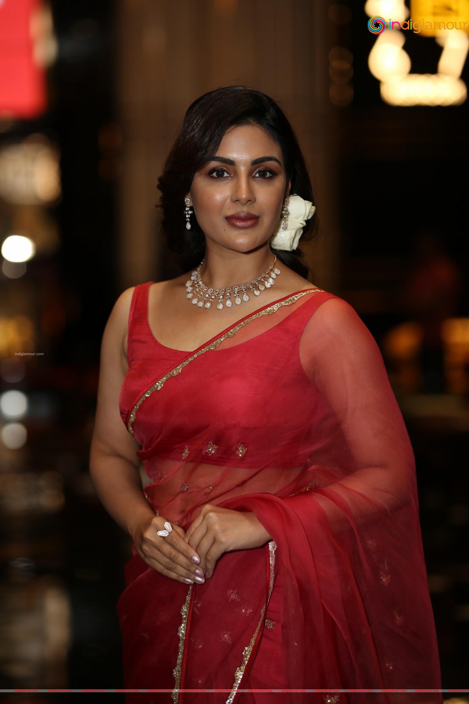Samyuktha Menon Actress hd photo