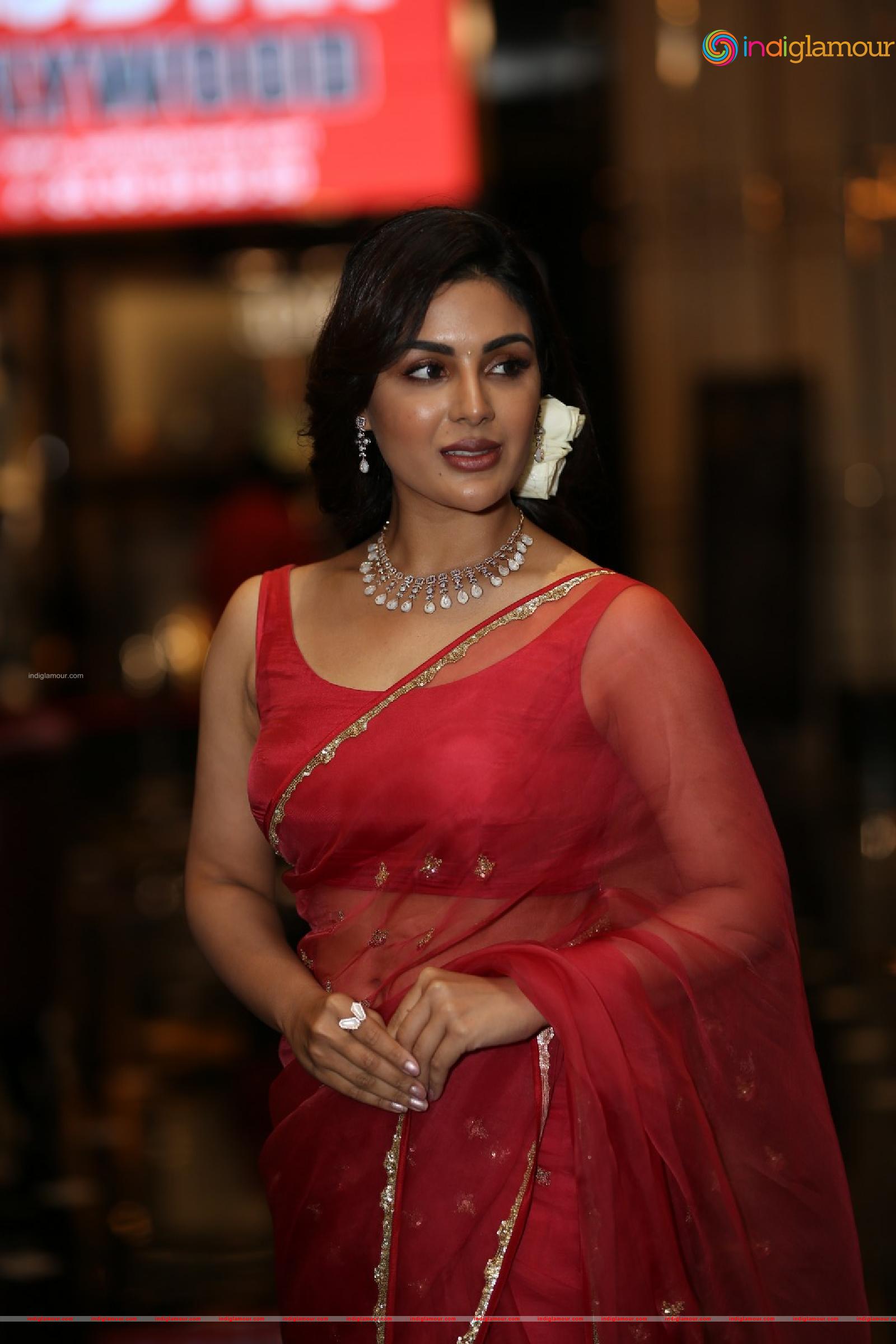 Samyuktha Menon Actress hd photo