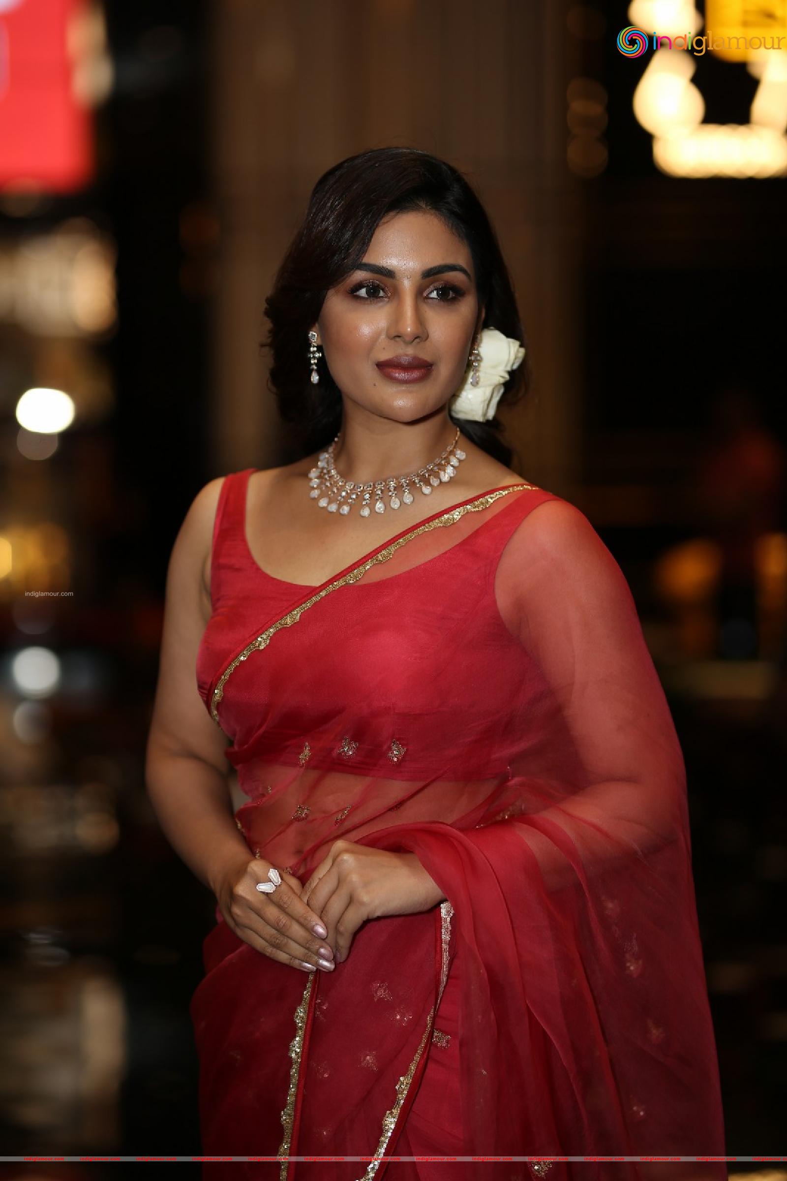 Samyuktha Menon Actress hd photo