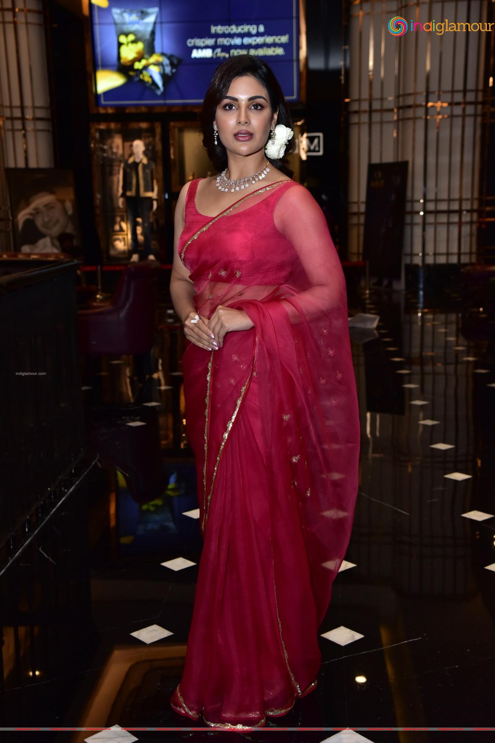 Samyuktha Menon Actress hd photo