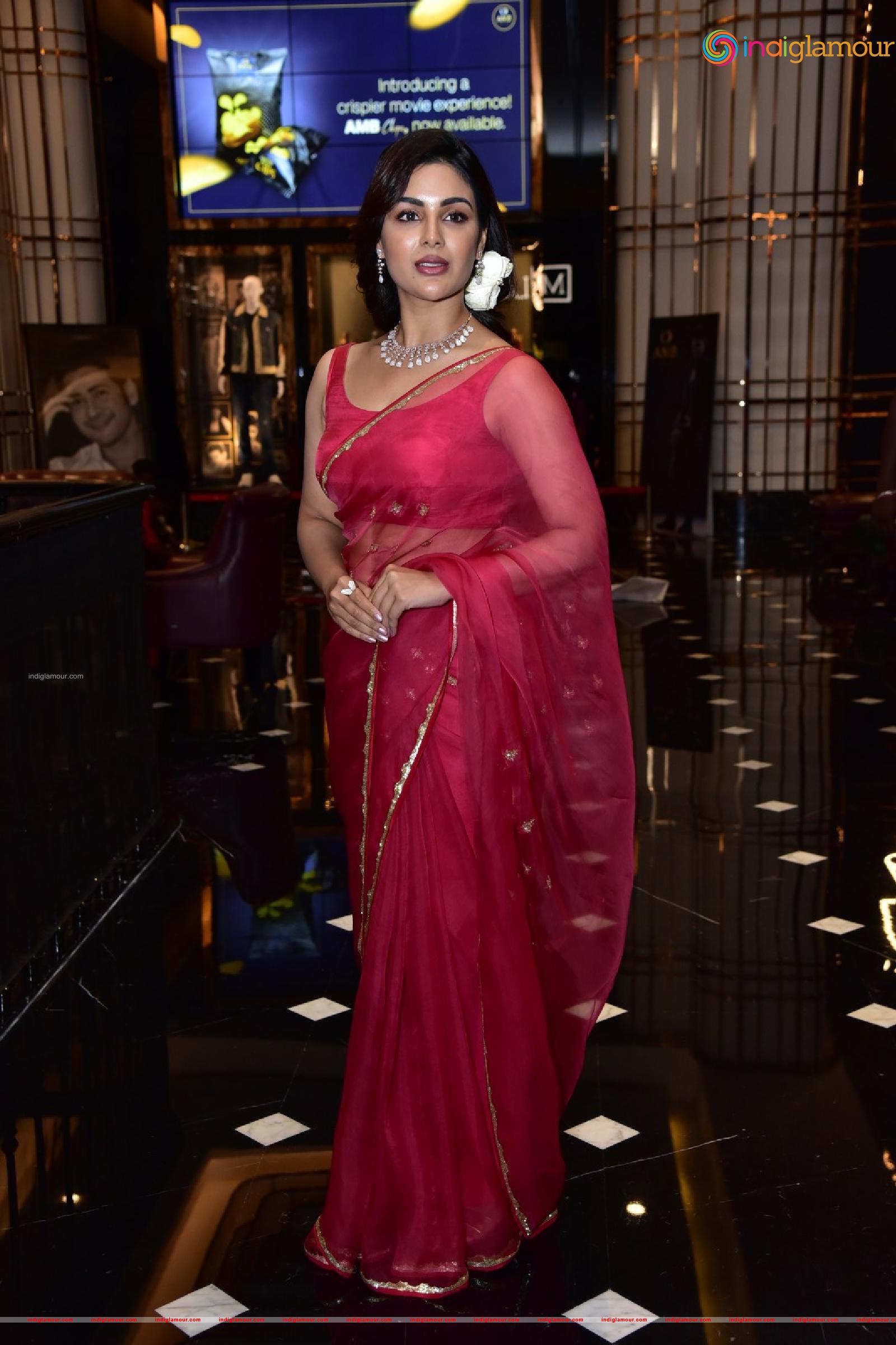 Samyuktha Menon Actress hd photo