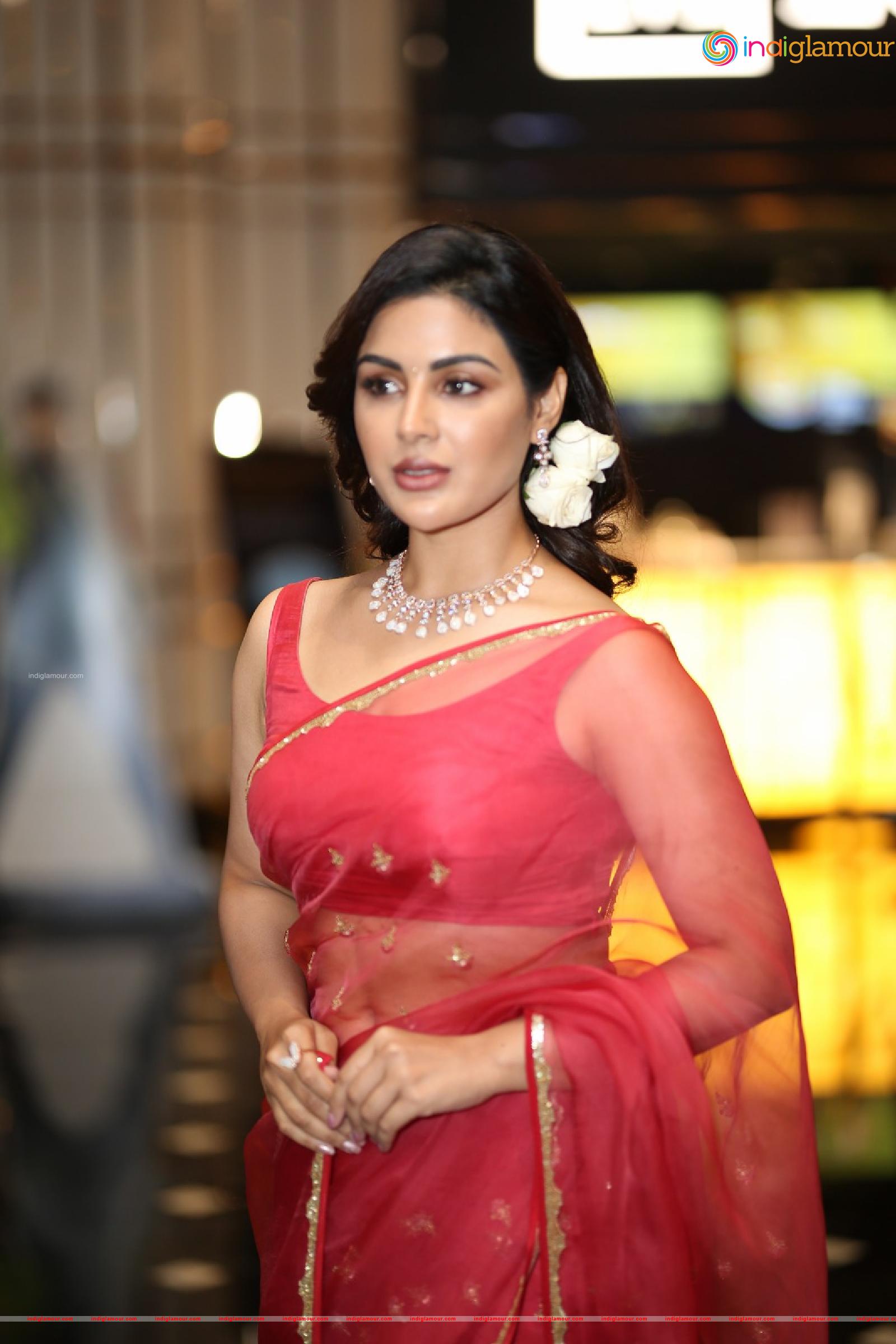 Samyuktha Menon Actress hd photo