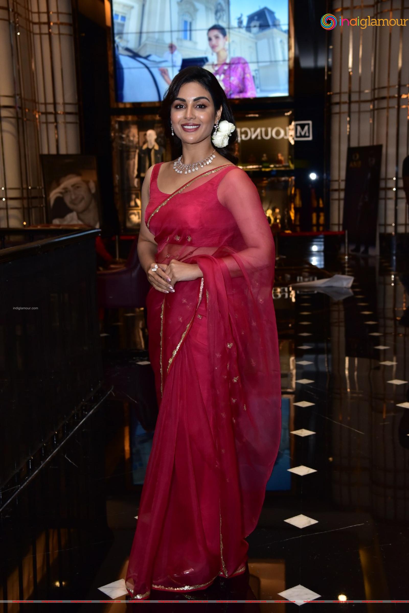 Samyuktha Menon Actress hd photo
