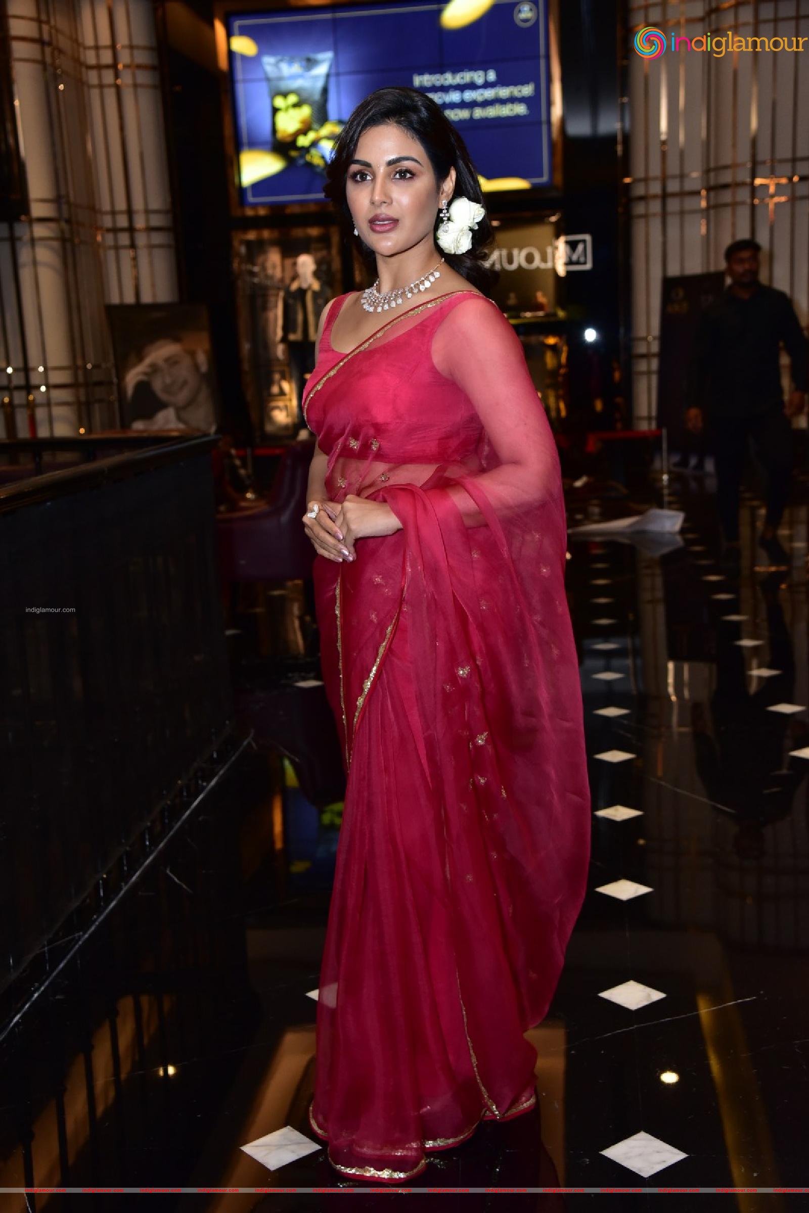 Samyuktha Menon Actress hd photo