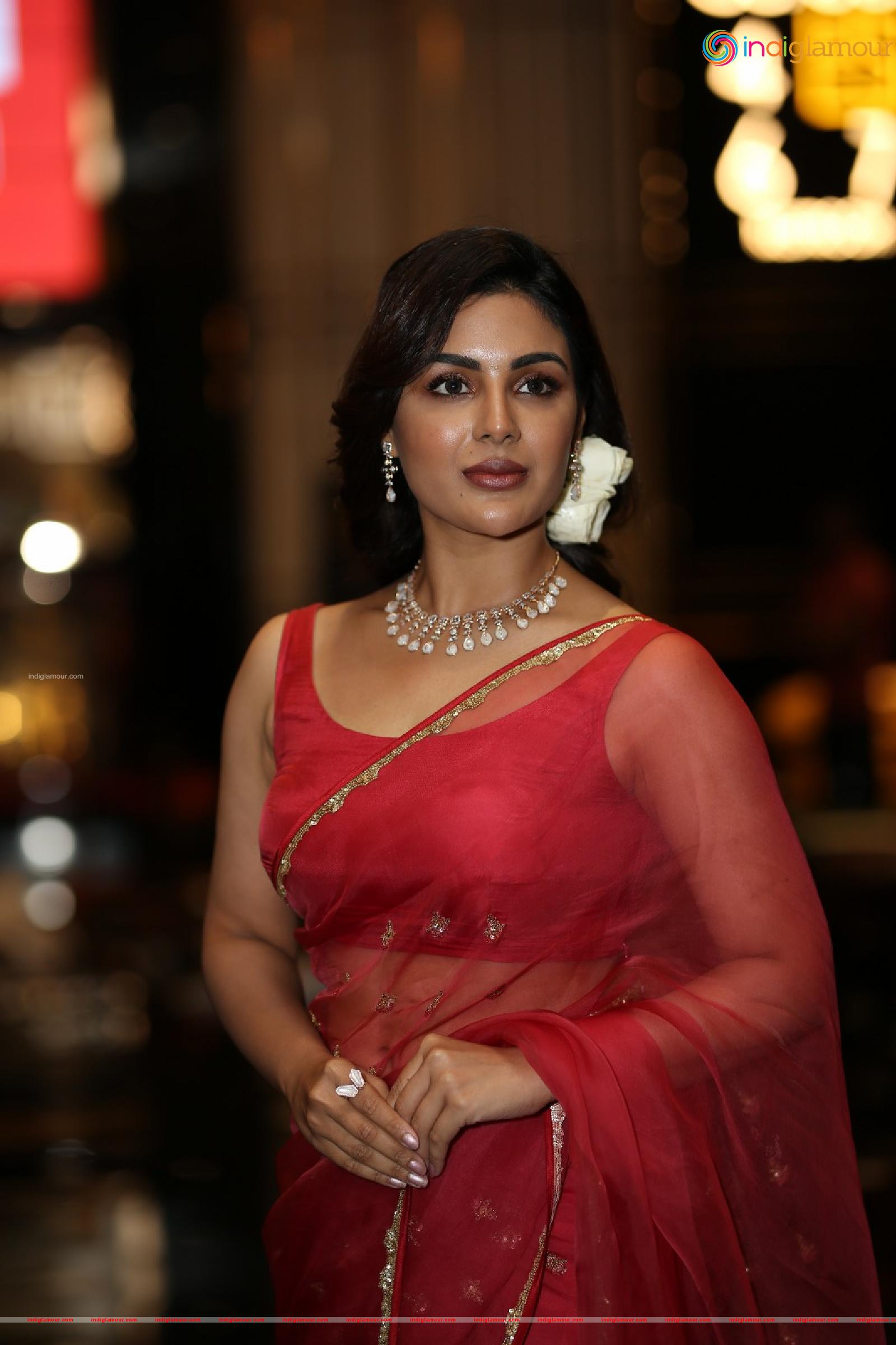 Samyuktha Menon Actress hd photo