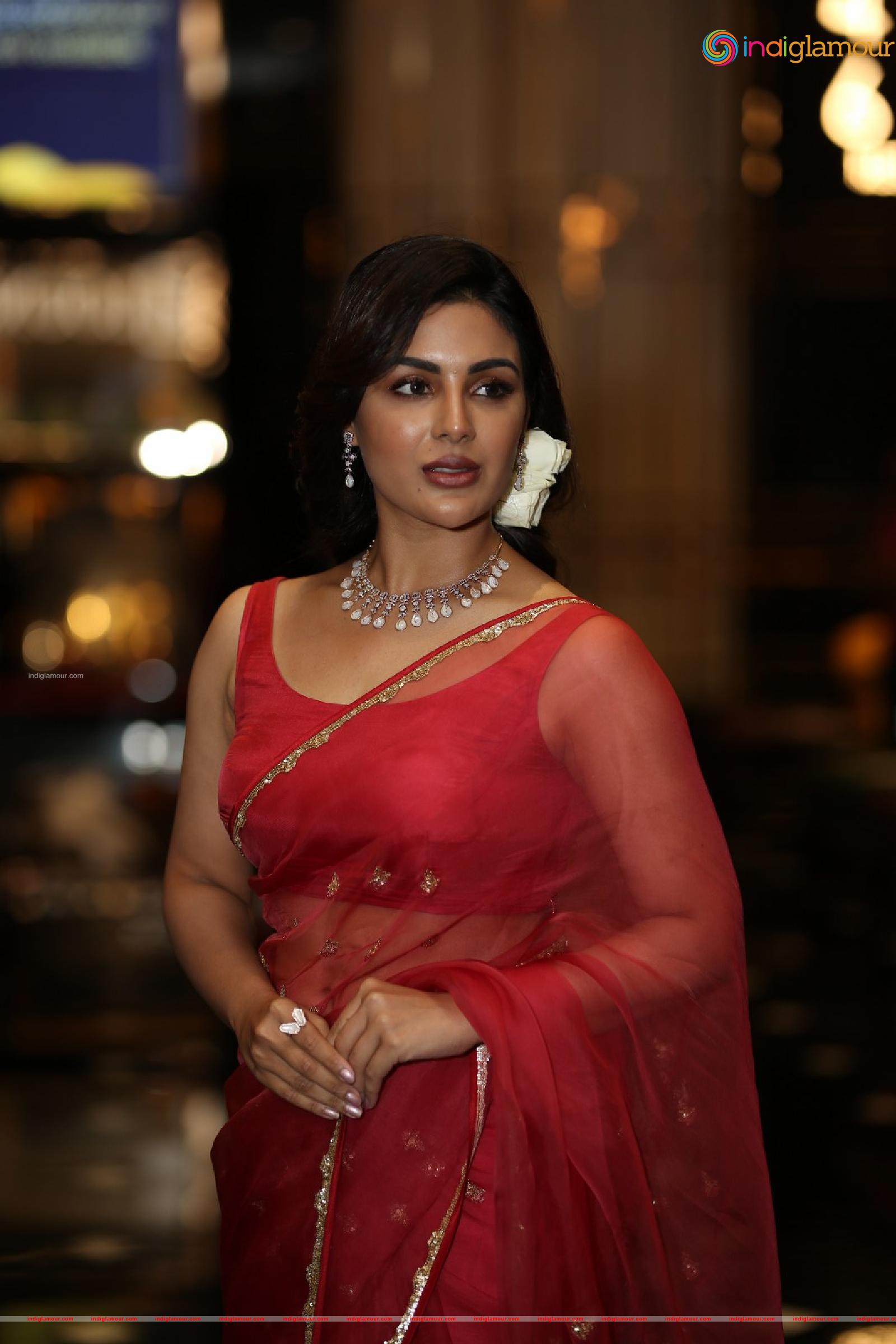 Samyuktha Menon Actress hd photo