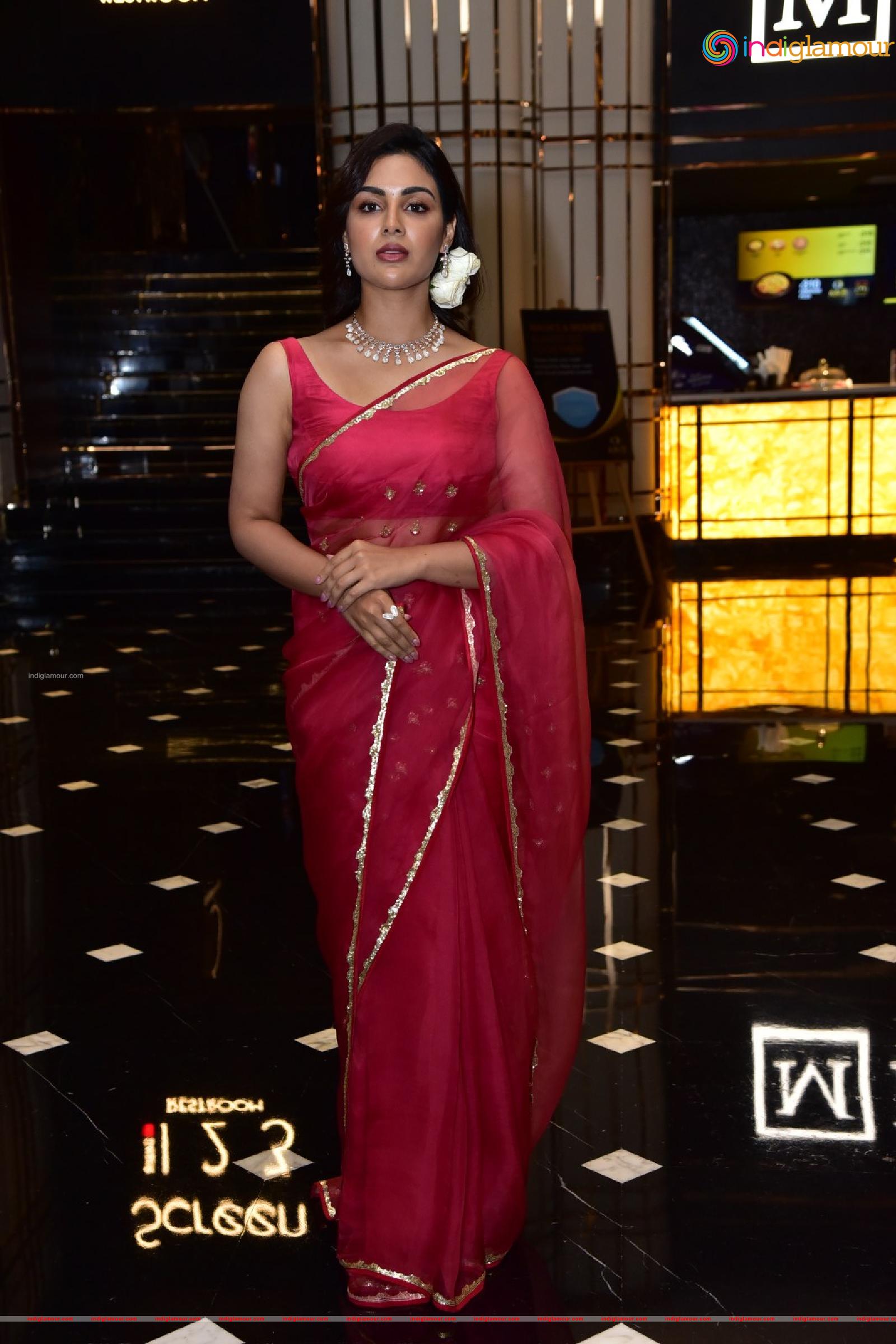 Samyuktha Menon Actress hd photo