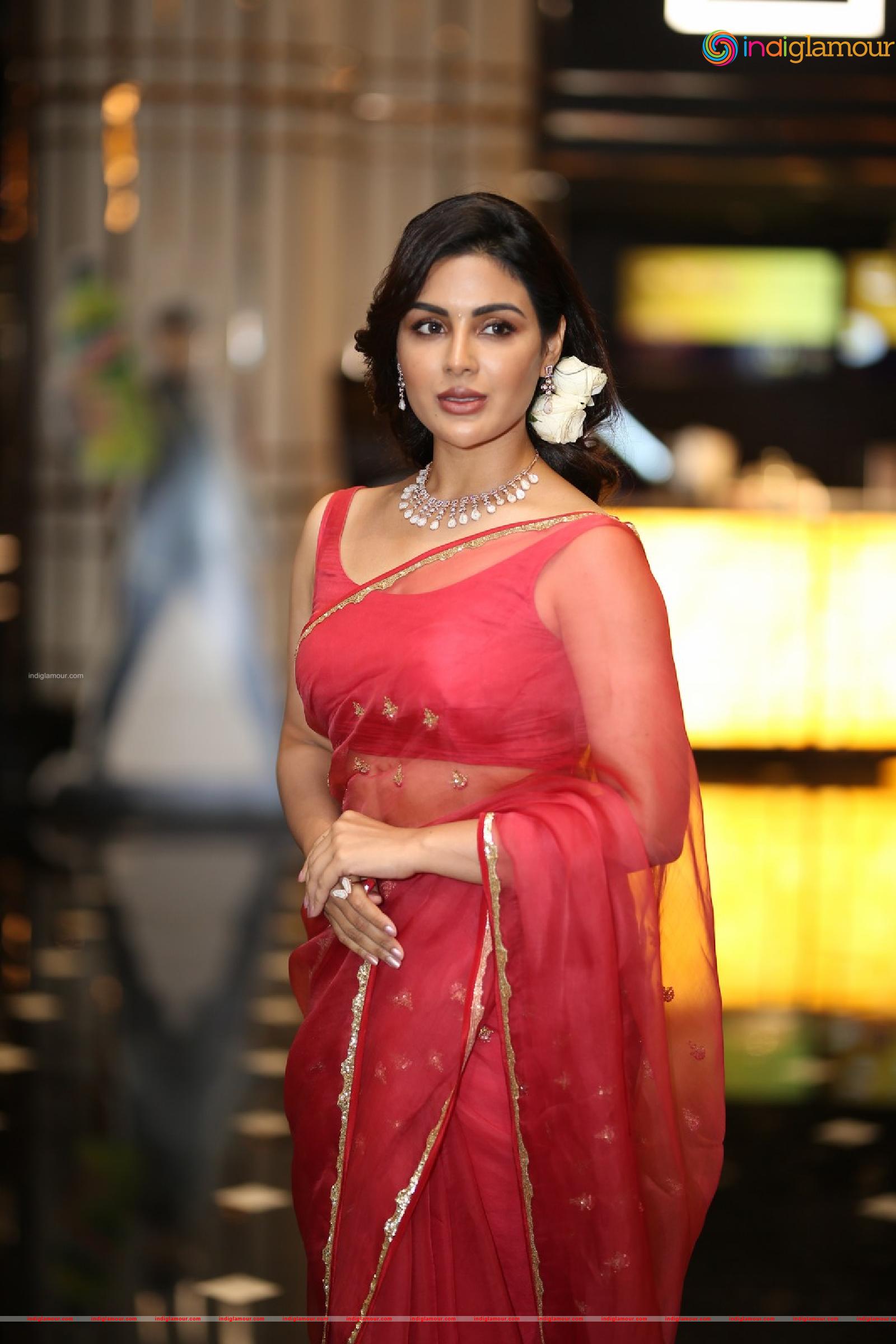 Samyuktha Menon Actress hd photo