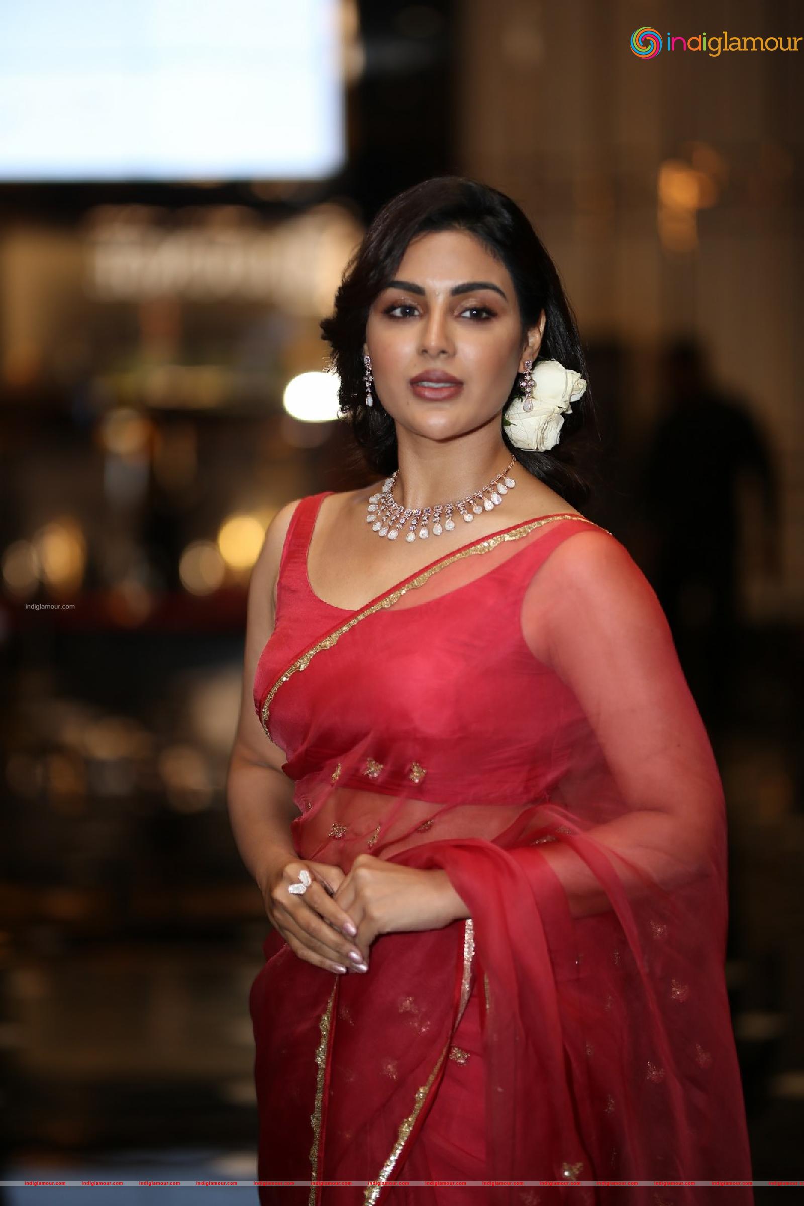 Samyuktha Menon Actress hd photo