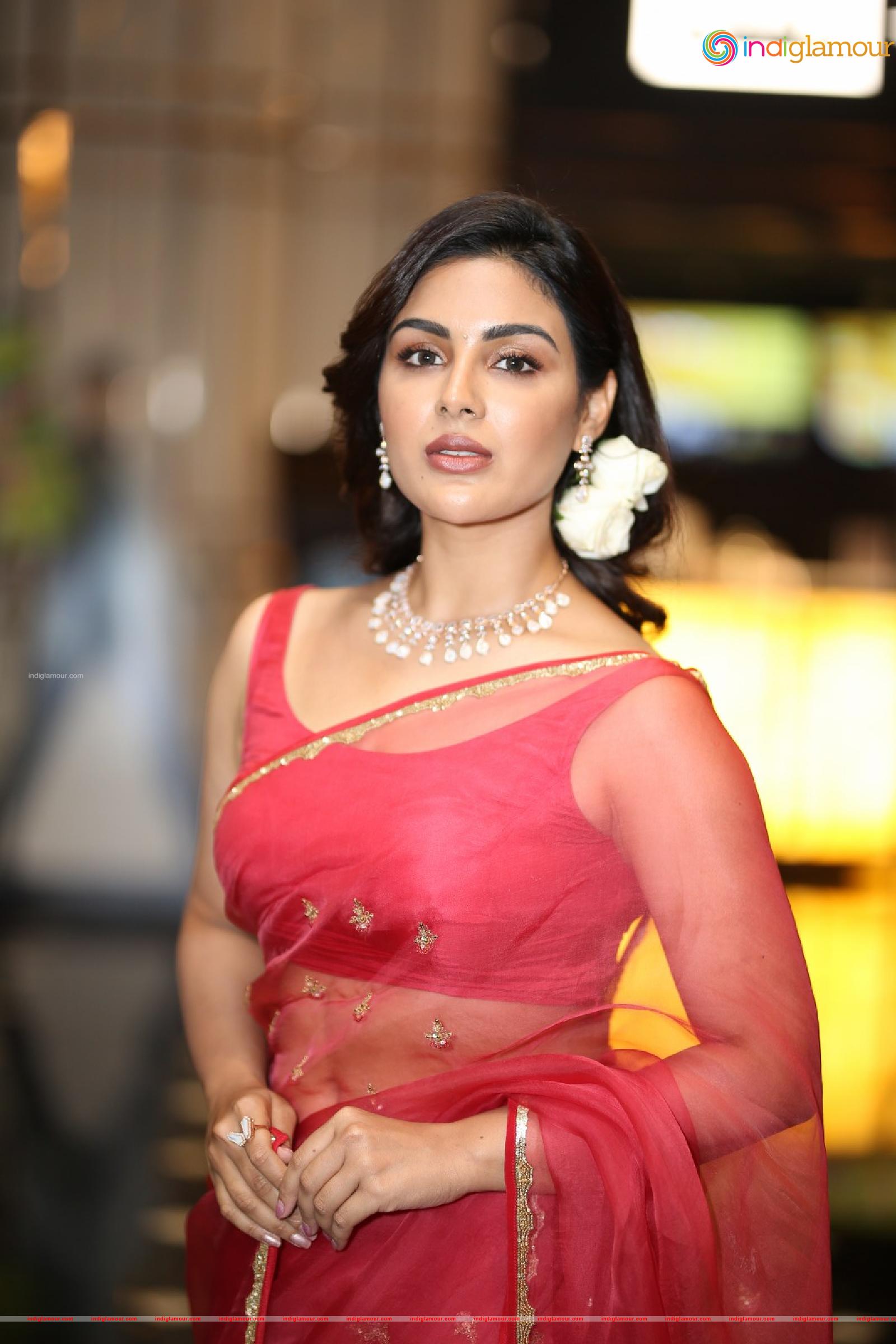 Samyuktha Menon Actress hd photo