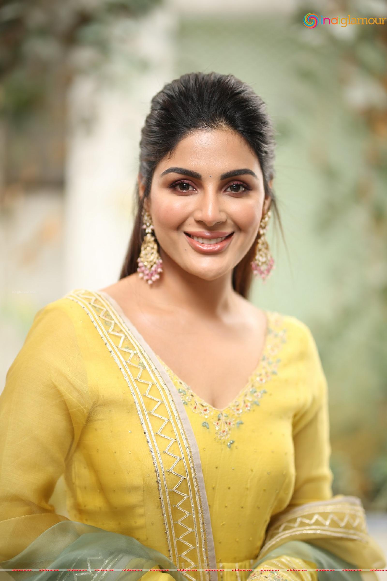 Samyuktha Menon Actress hd photo