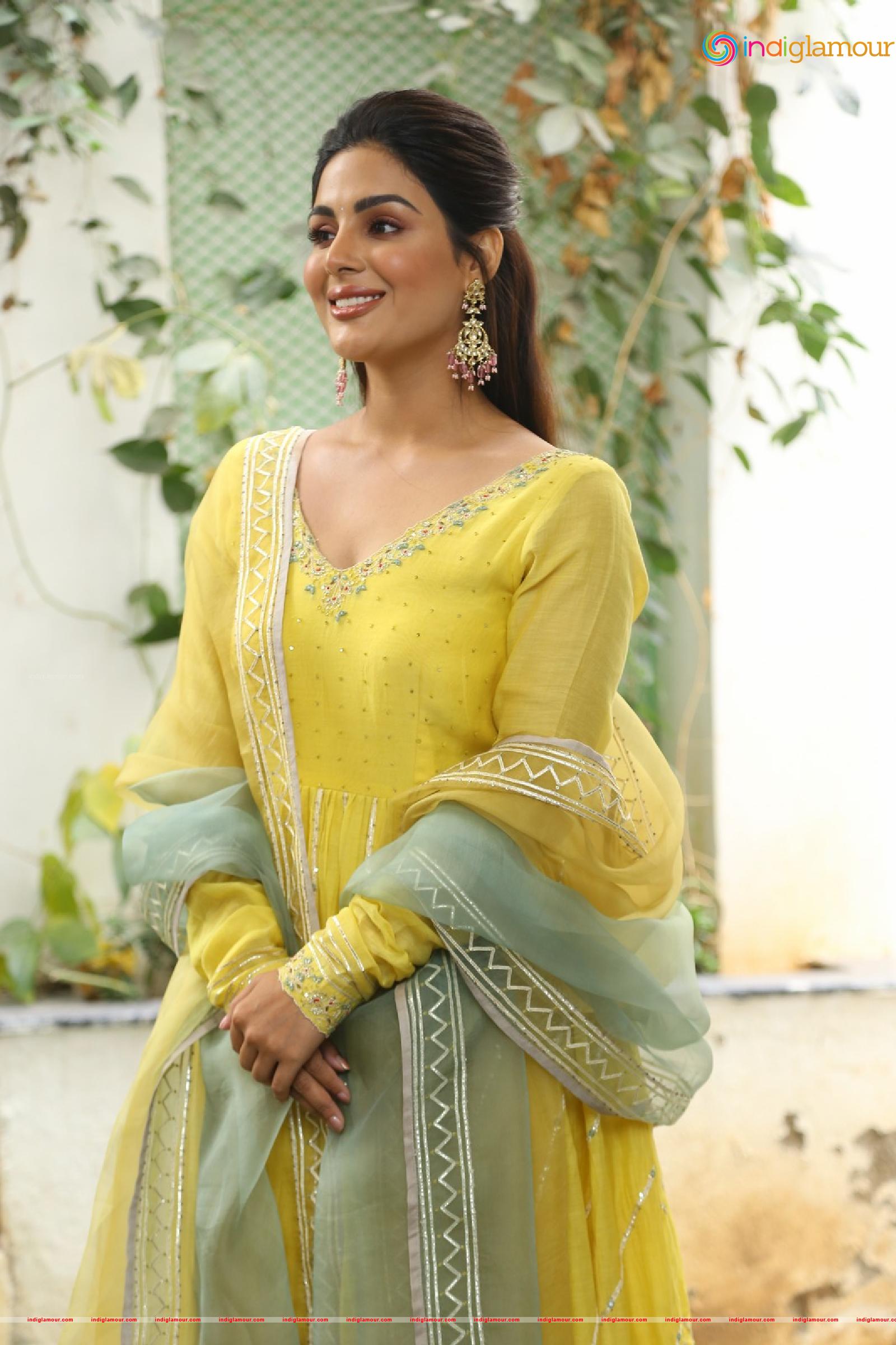Samyuktha Menon Actress hd photo