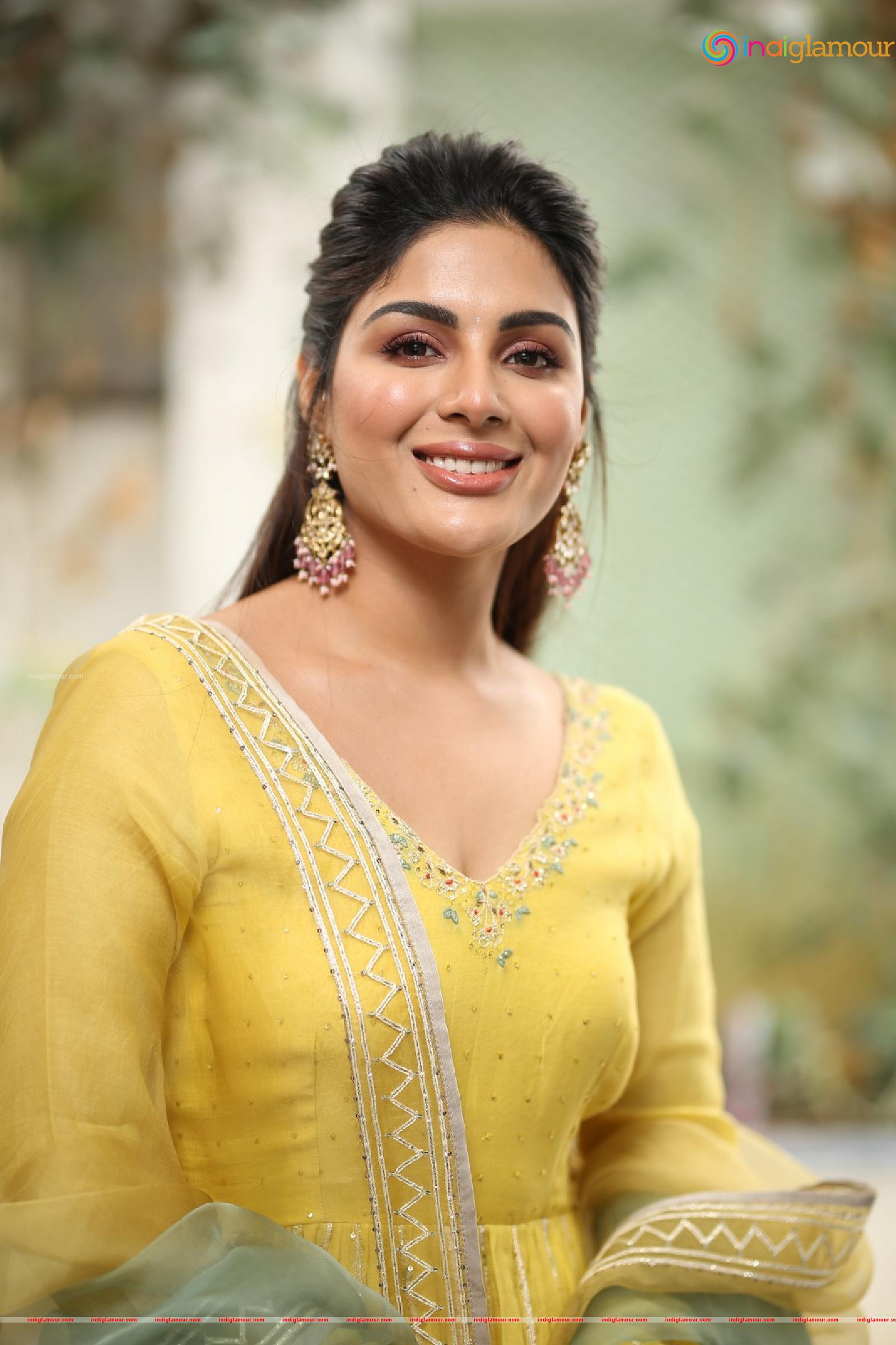 Samyuktha Menon Actress hd photo