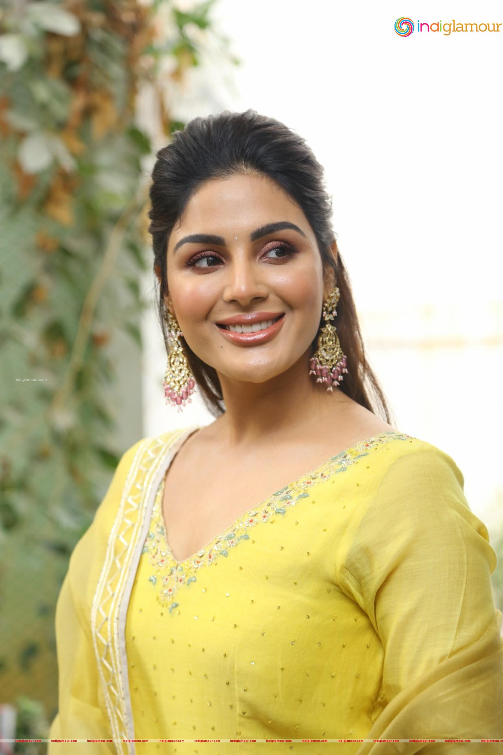 Samyuktha Menon Actress hd photo