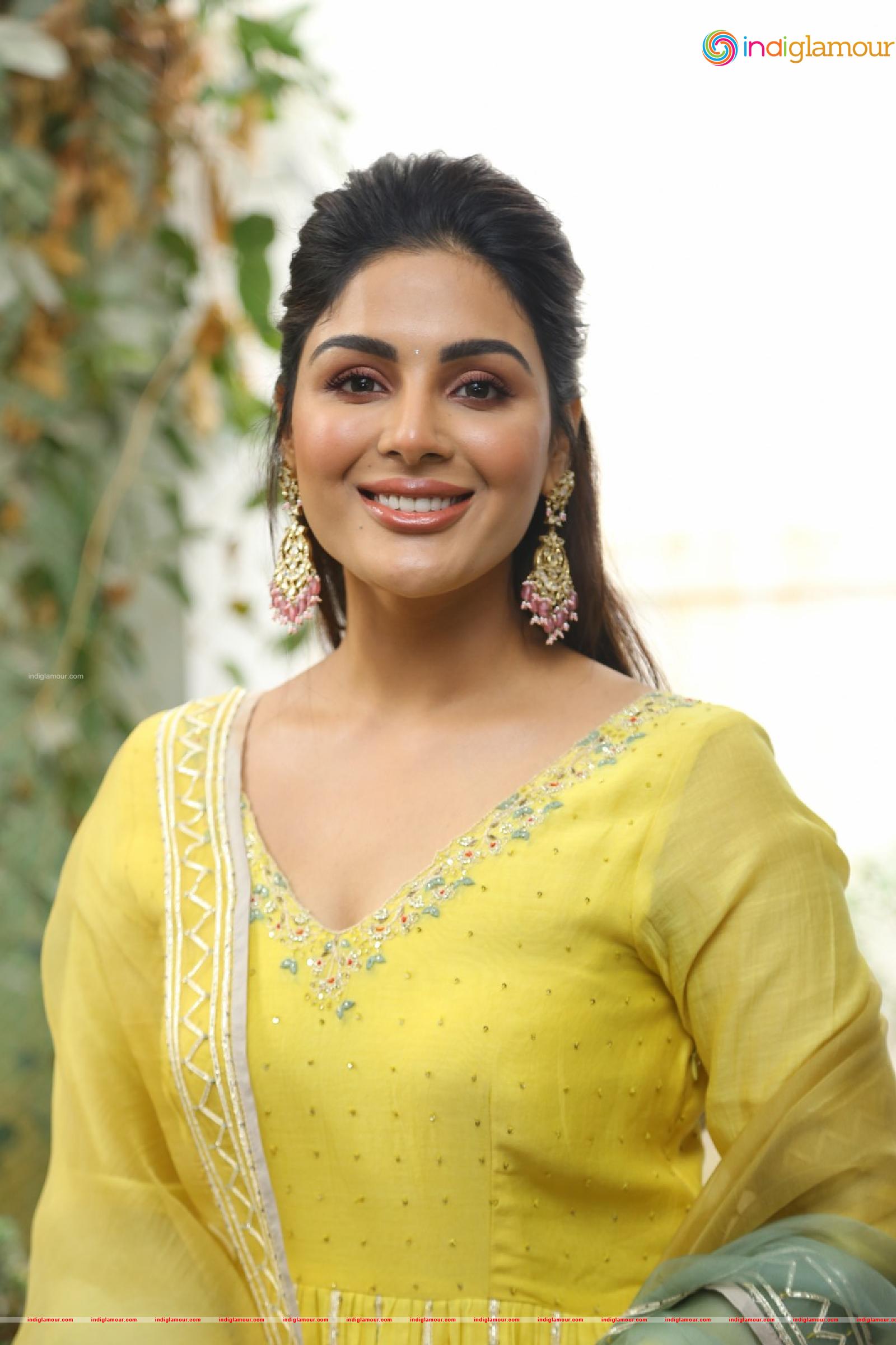 Samyuktha Menon Actress hd photo
