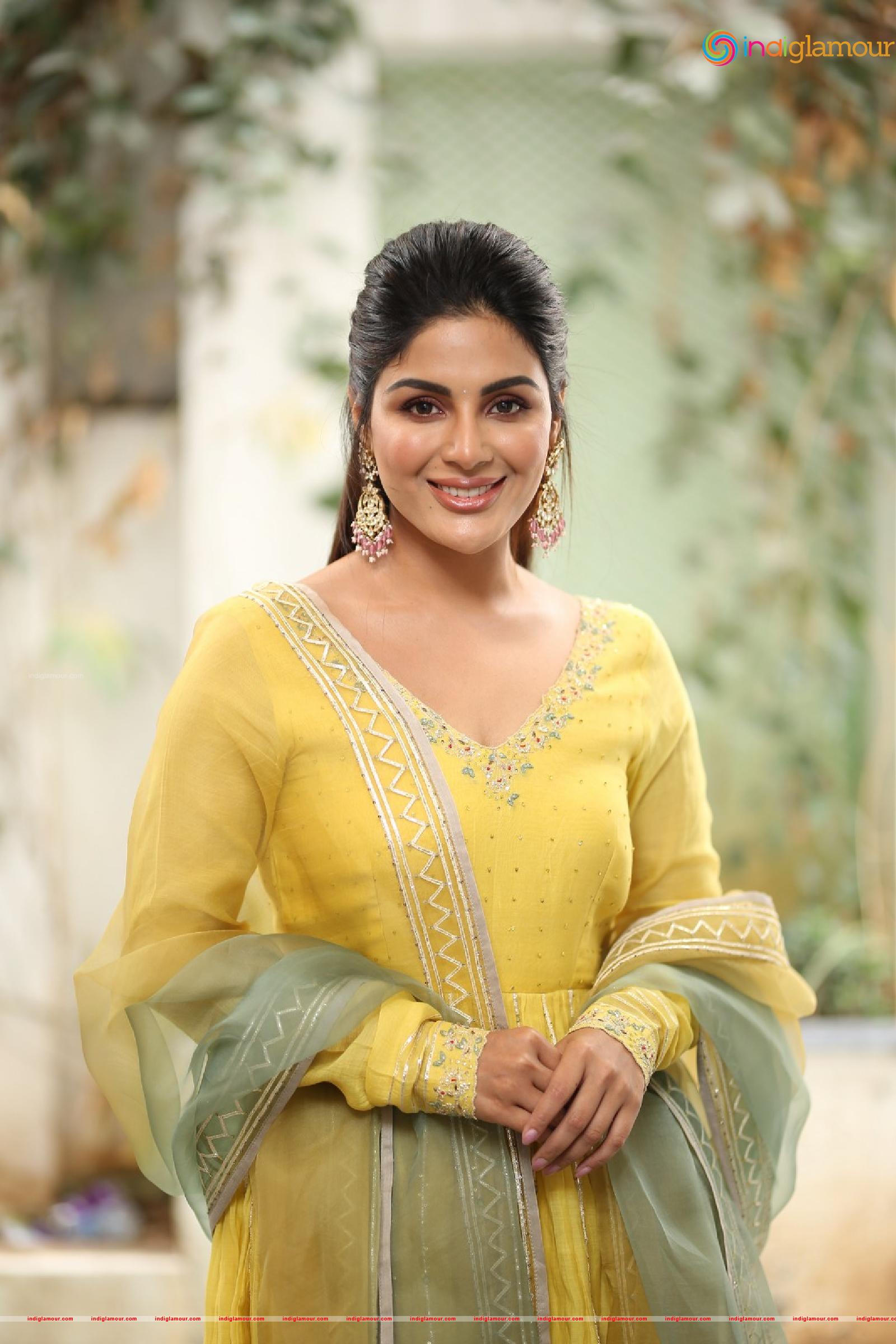 Samyuktha Menon Actress hd photo
